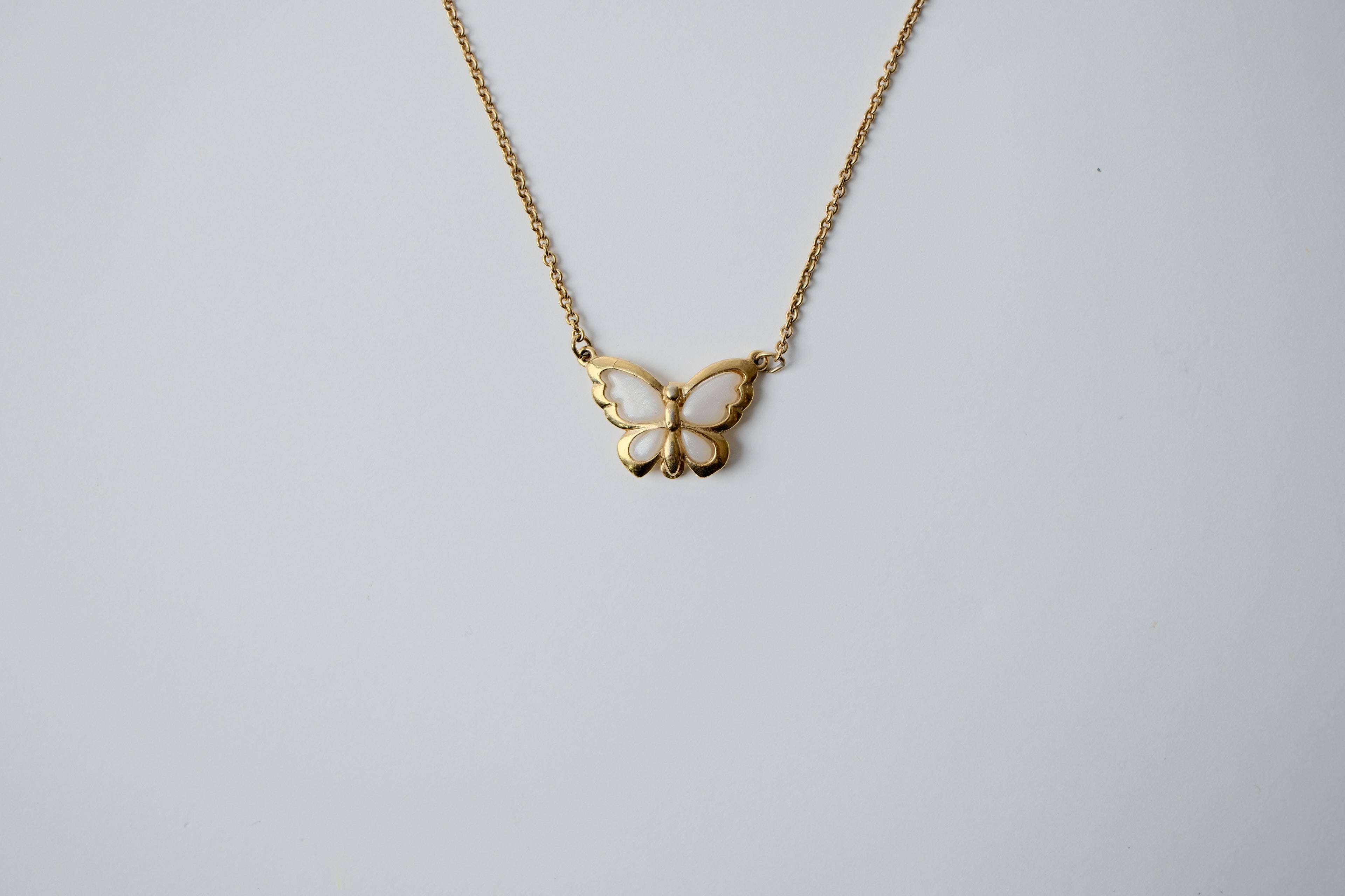 Vintage Avon Gold Butterfly Necklace