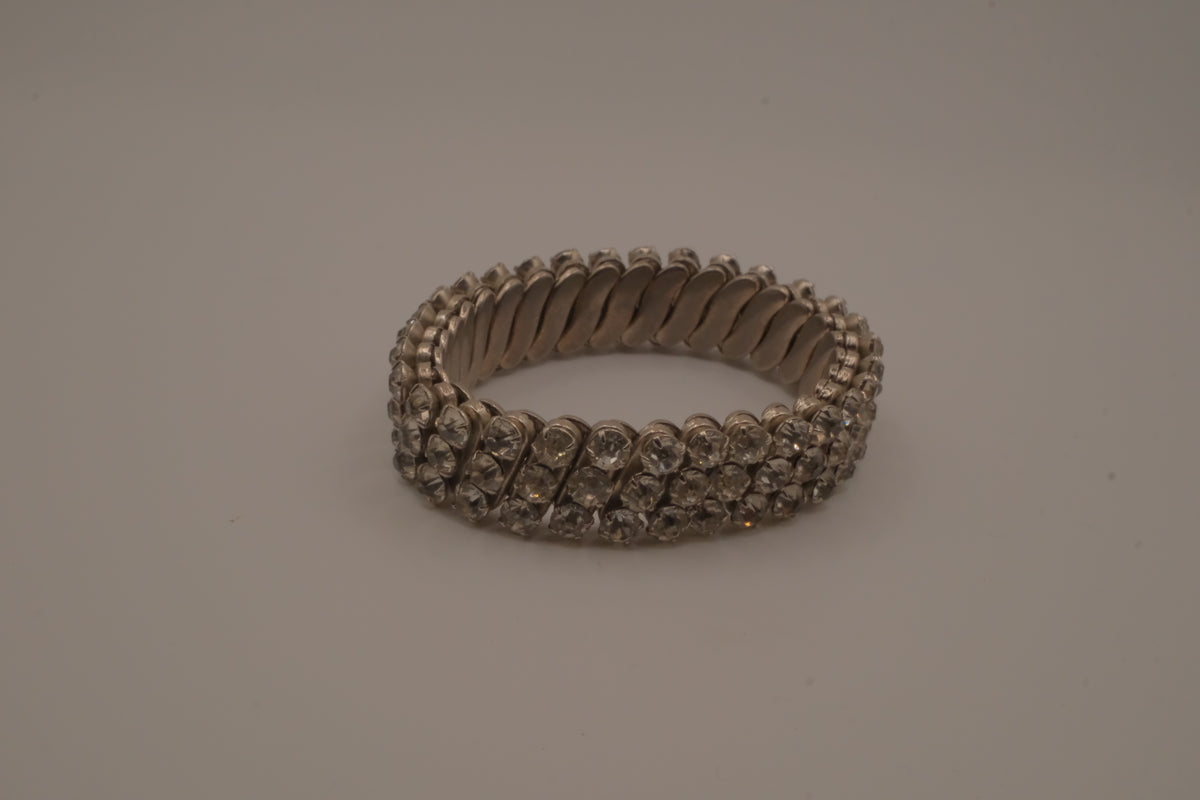 Vintage three-row clear rhinestone expansion stretch bracelet