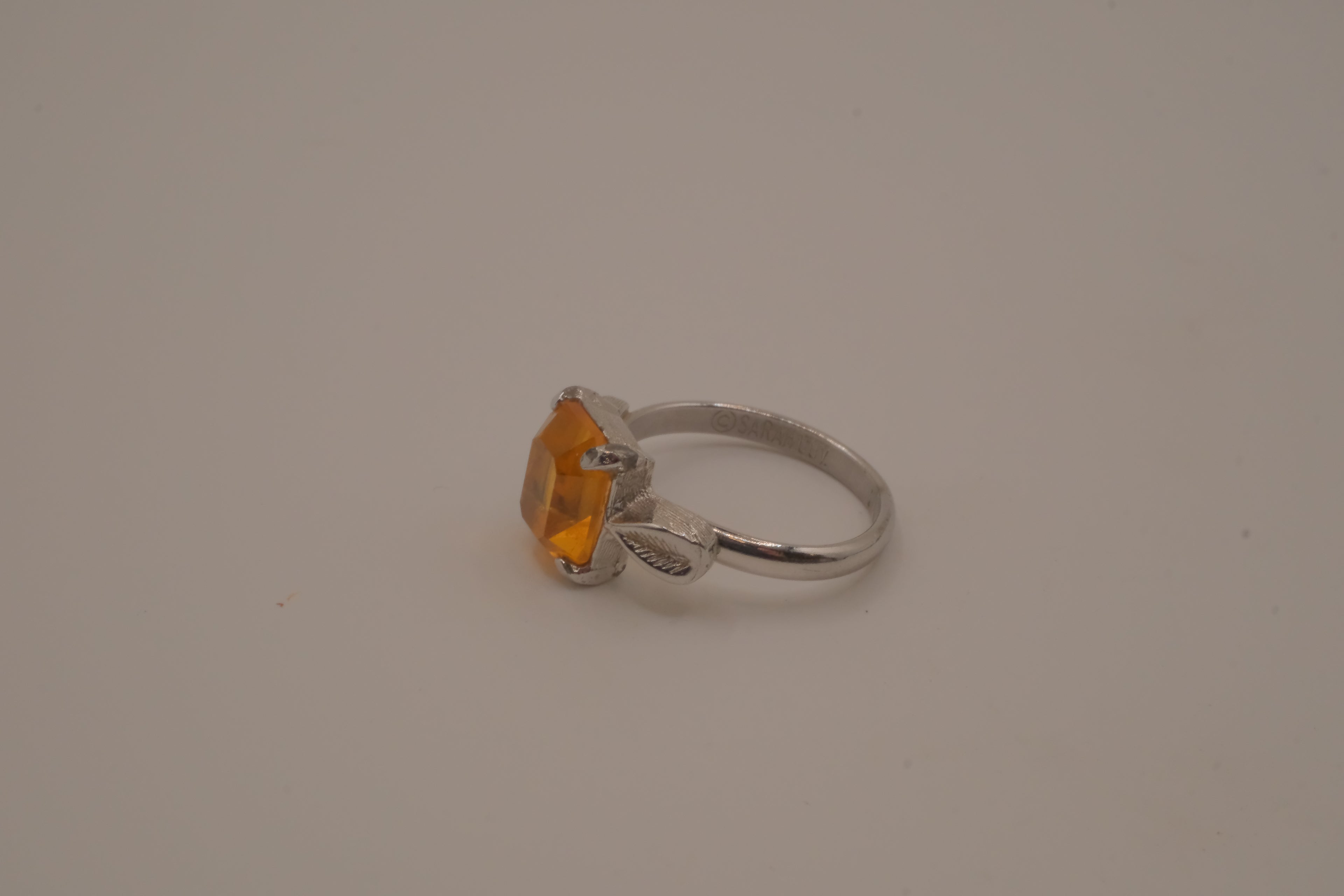 Vintage Sarah Coventry orange citrine stone ring