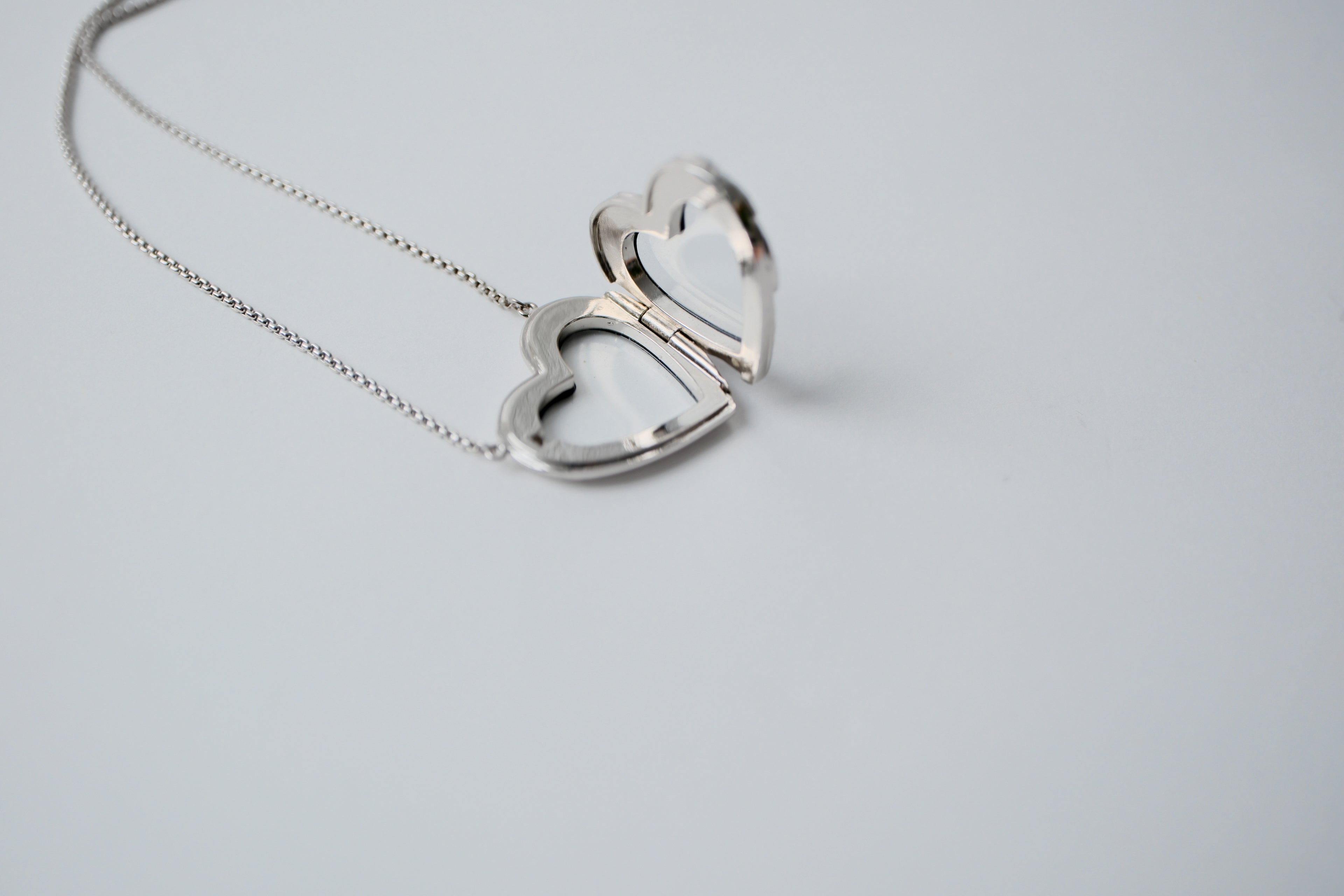 Vintage Gold heart shell Necklace