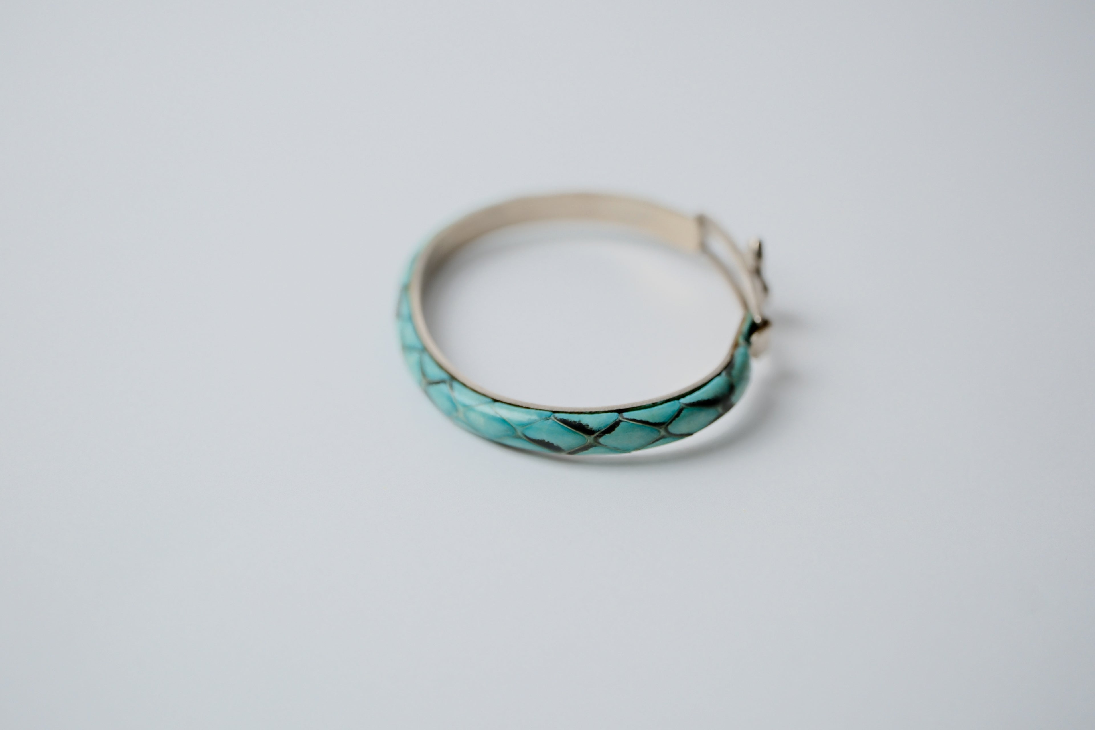 Vintage Sterling Silver Florentine Green Eel Skin Bracelet