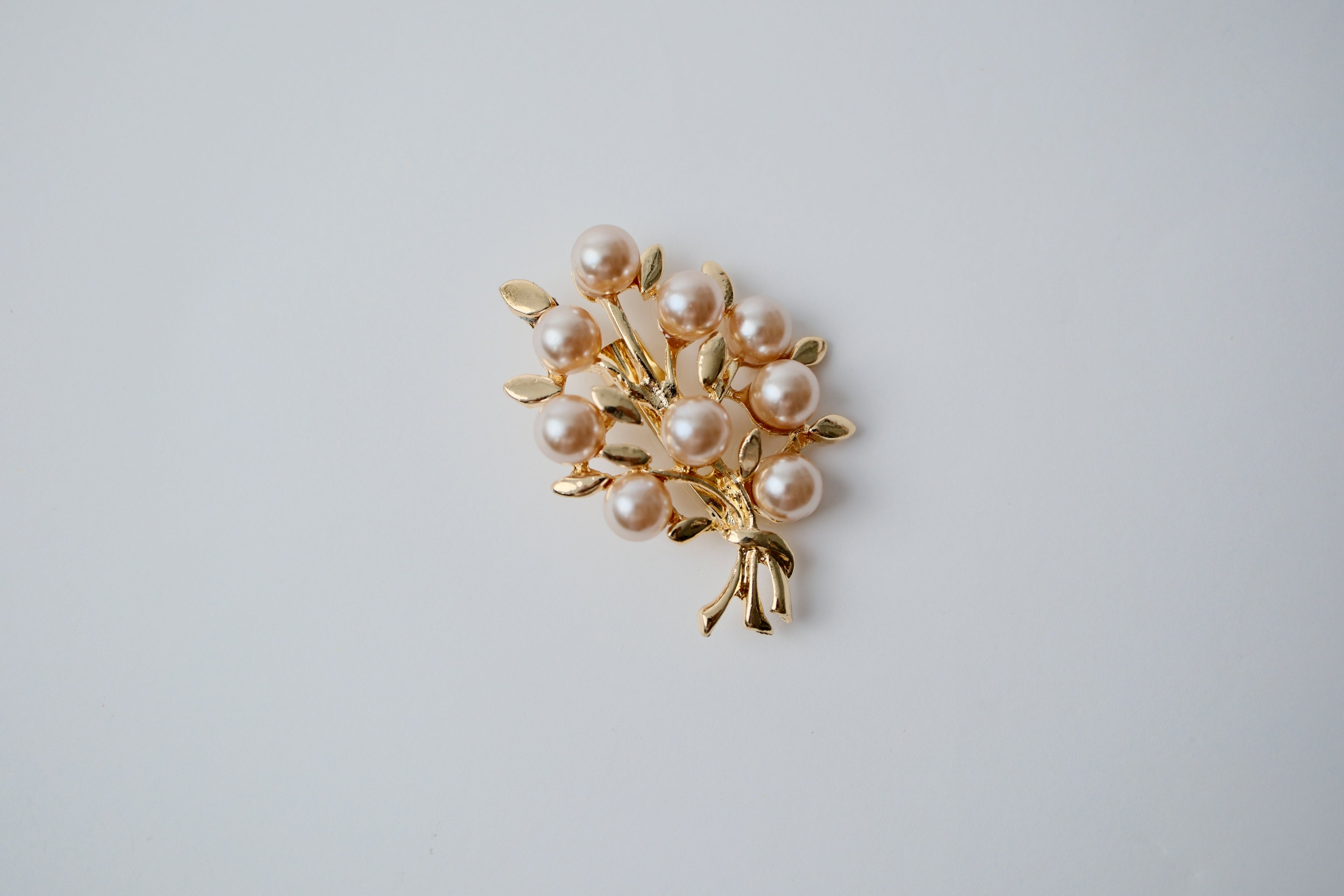 Pearl Boquet of Roses Gold Pearl brooch