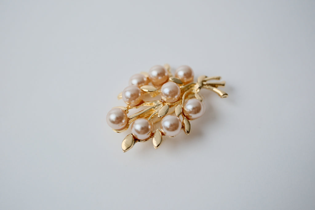 Pearl Boquet of Roses Gold Pearl brooch