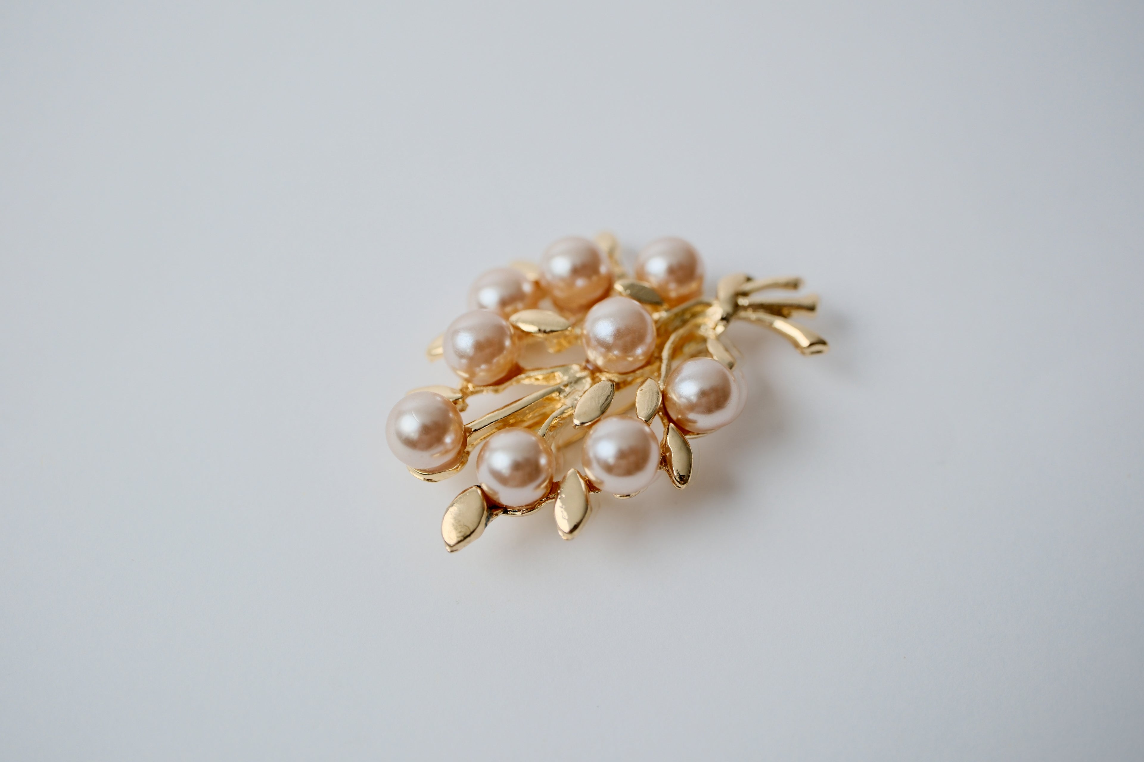 Pearl Boquet of Roses Gold Pearl brooch