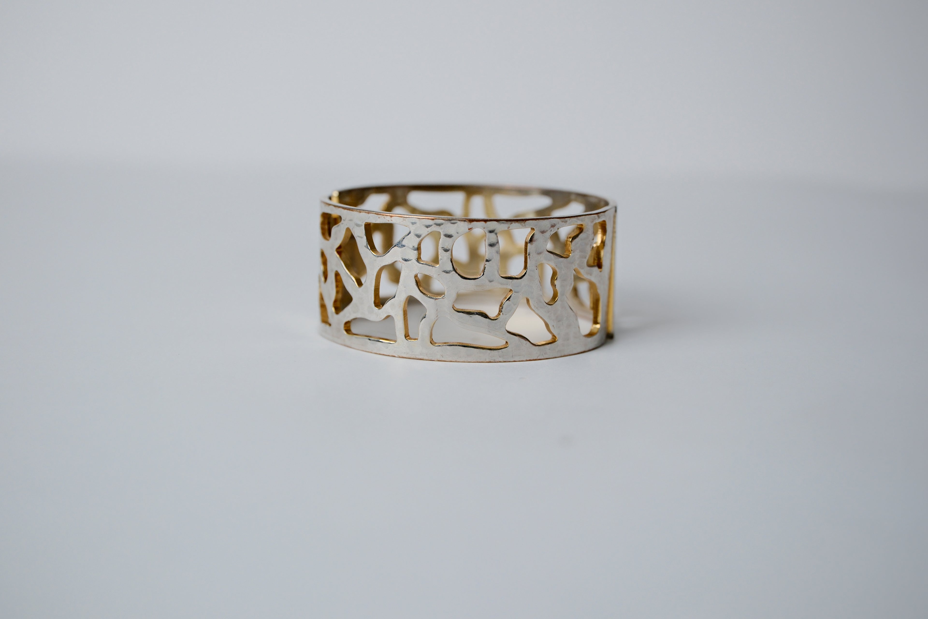 Vintage Hammered Filigree Bangle Bracelet