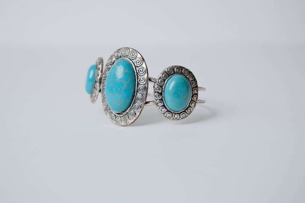 Vintage Sterling Silver Turquoise Bangle