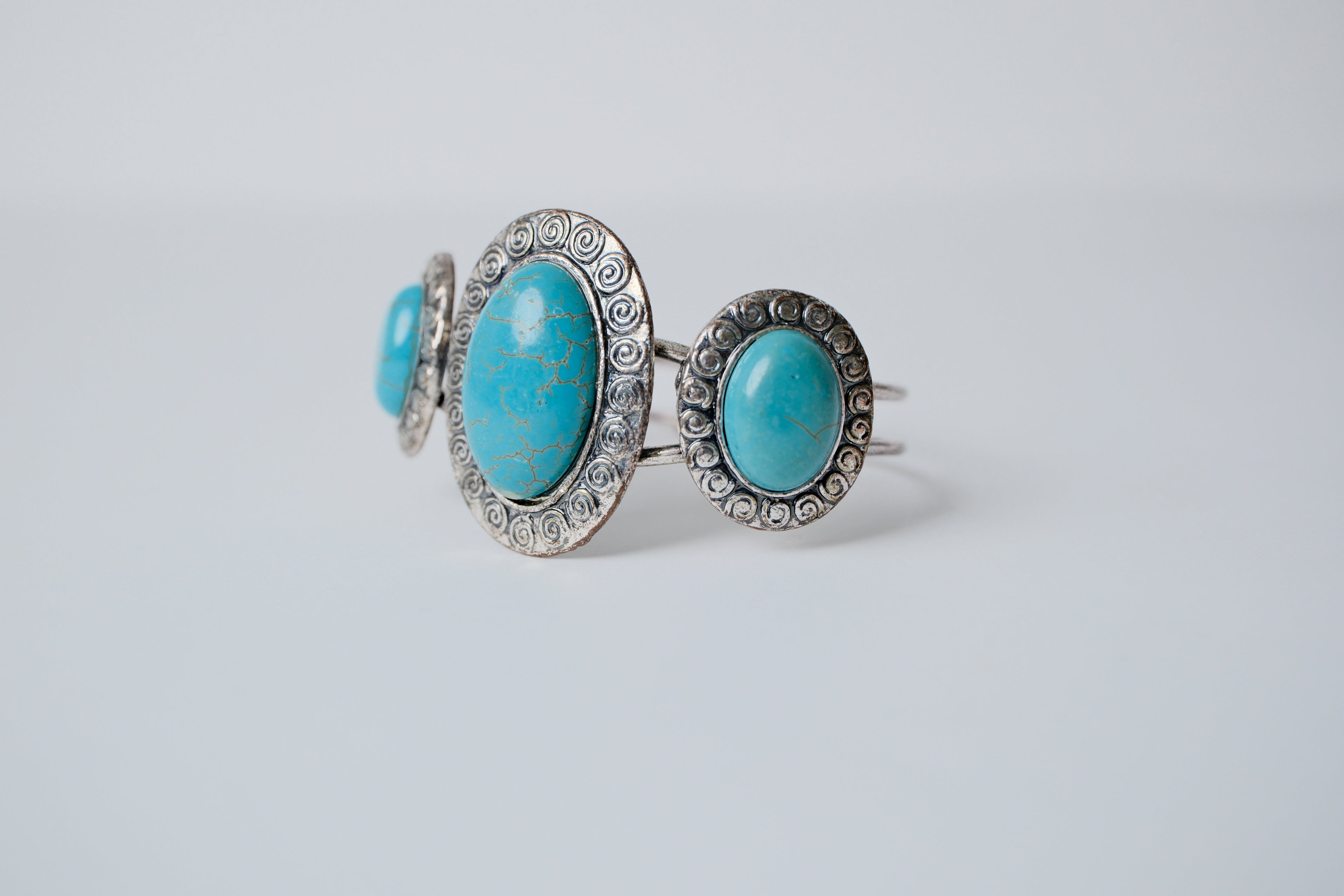 Vintage Sterling Silver Turquoise Bangle