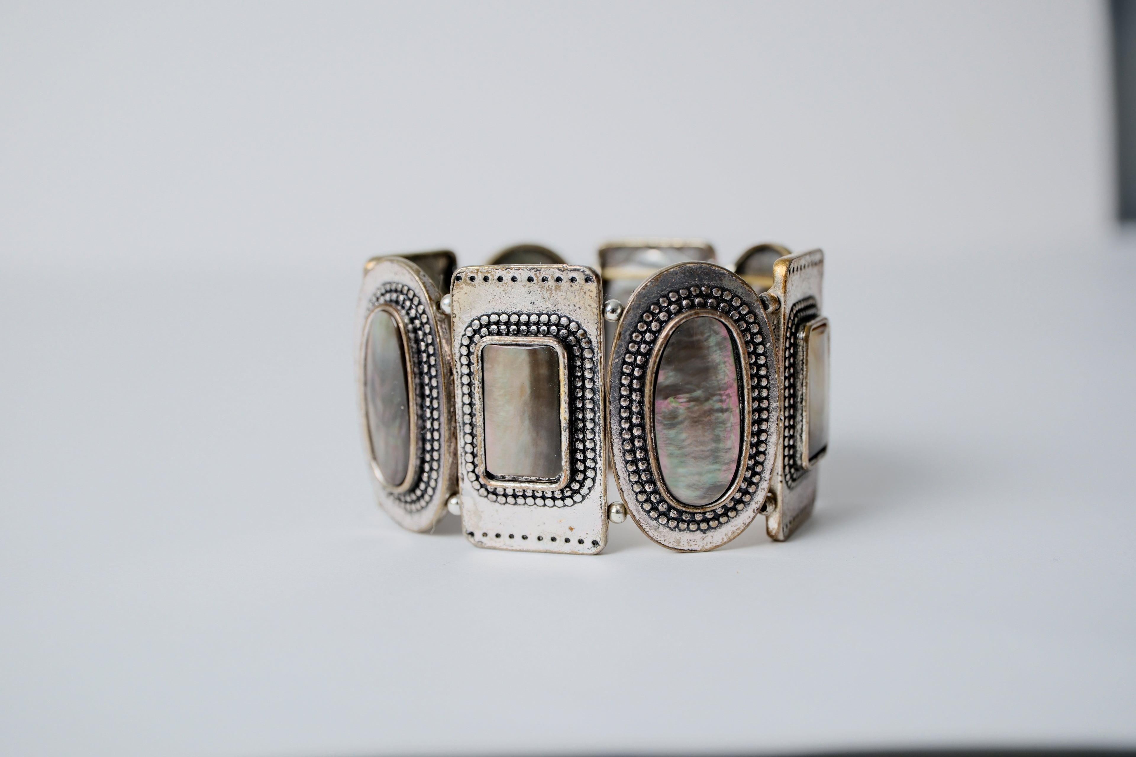 Vintage Mother of Pearl Stretchy Bracelet