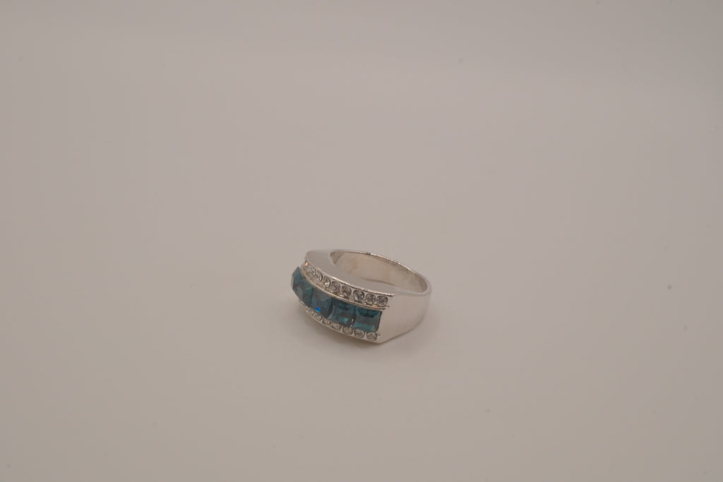 Triple-row channel and pavé set ring