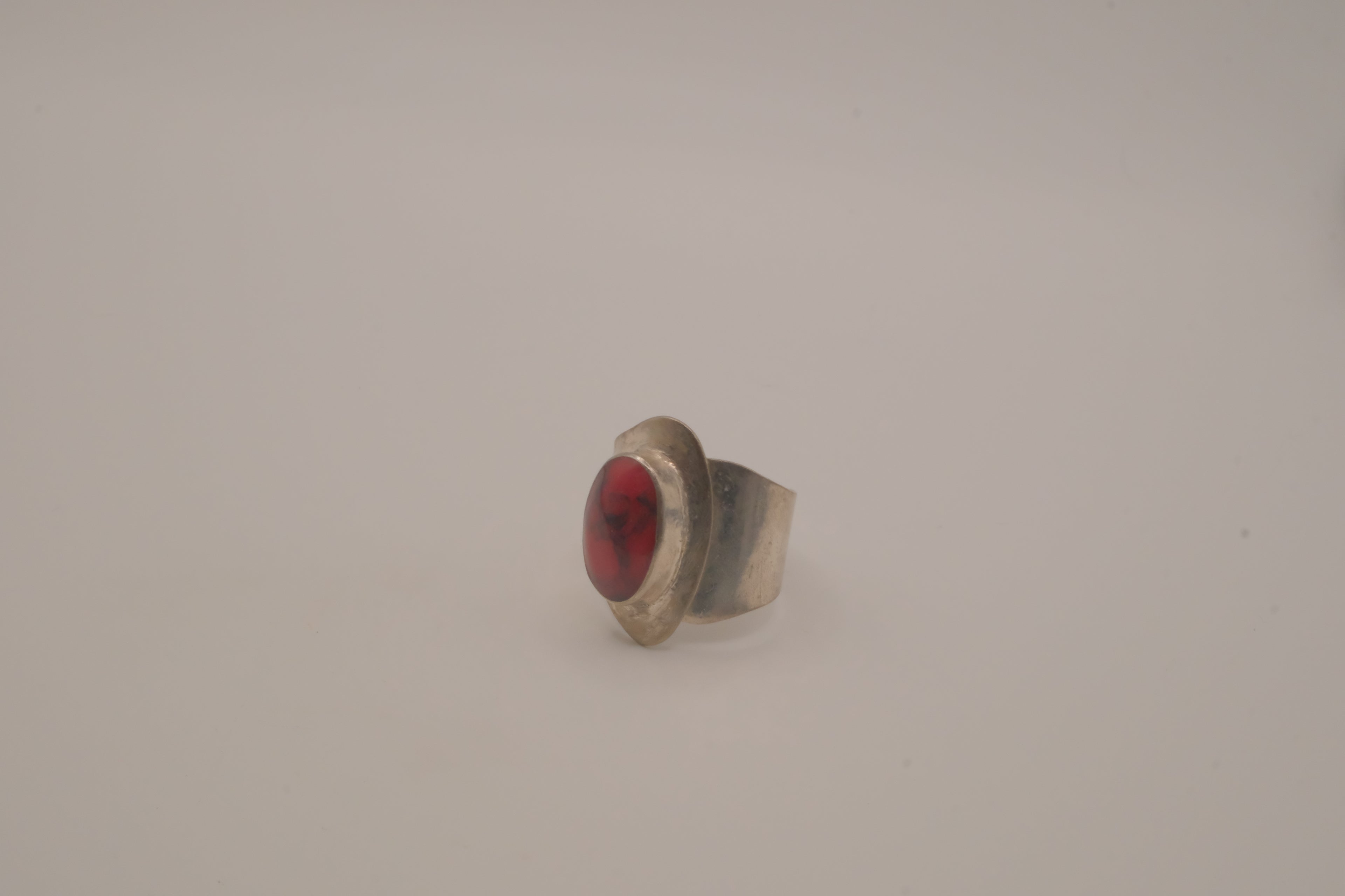 Vintage modernist wrap-around ring
