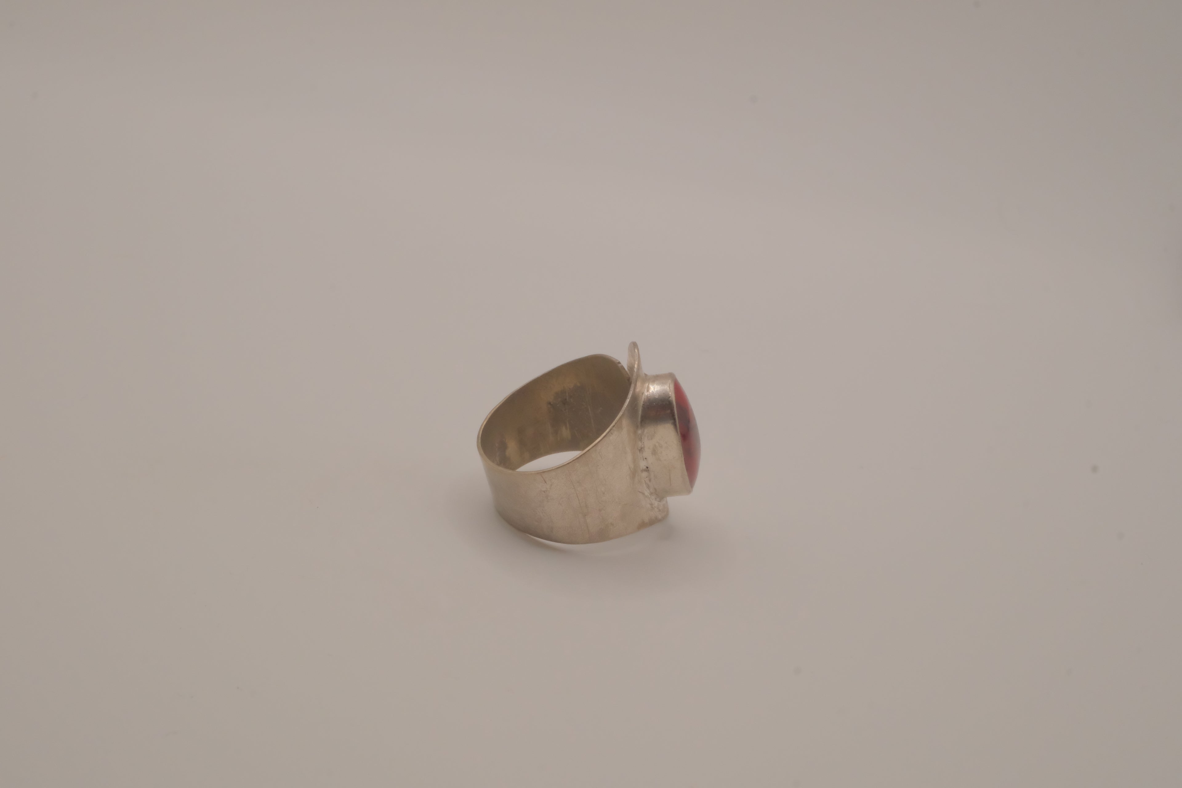 Vintage modernist wrap-around ring