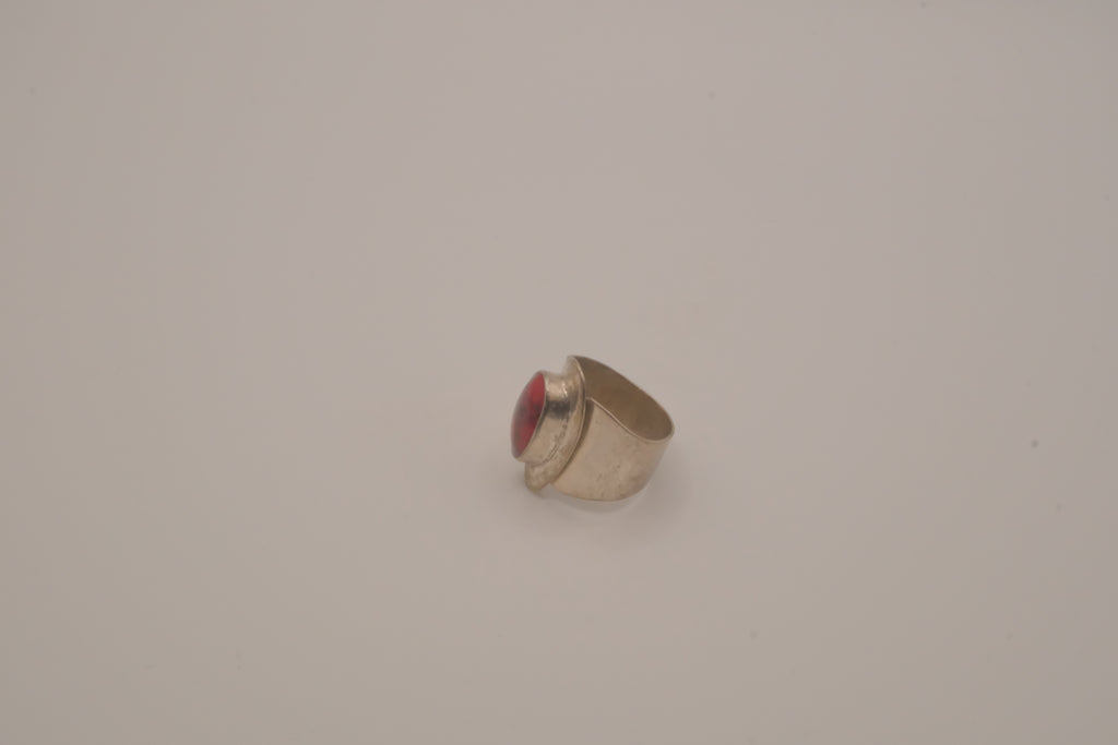 Vintage modernist wrap-around ring
