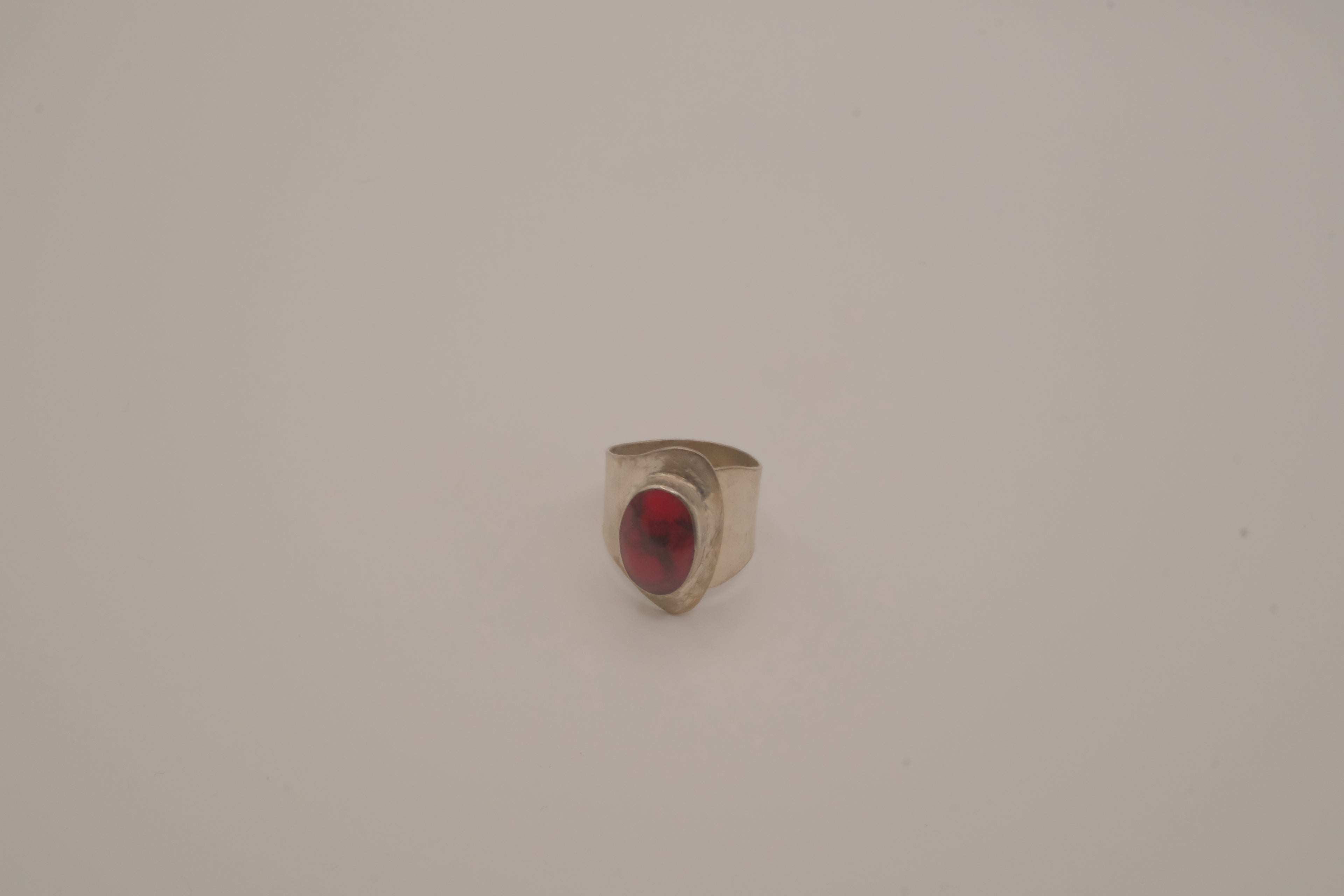 Vintage modernist wrap-around ring