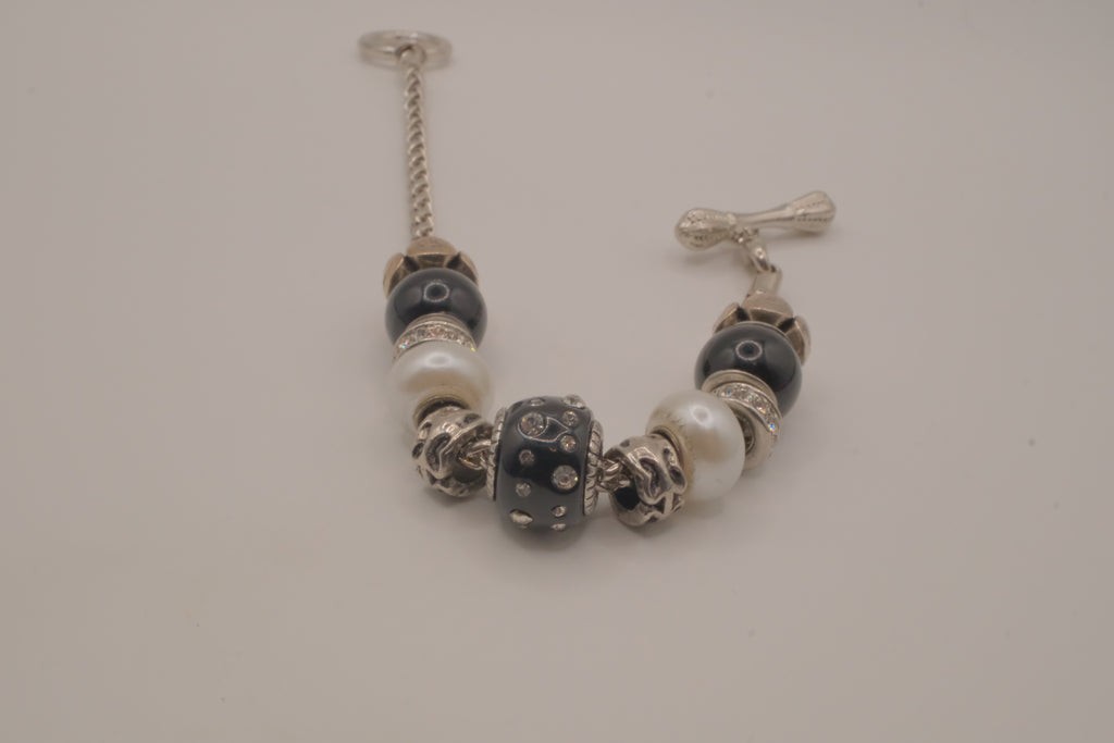 European-style black and white charm bracelet