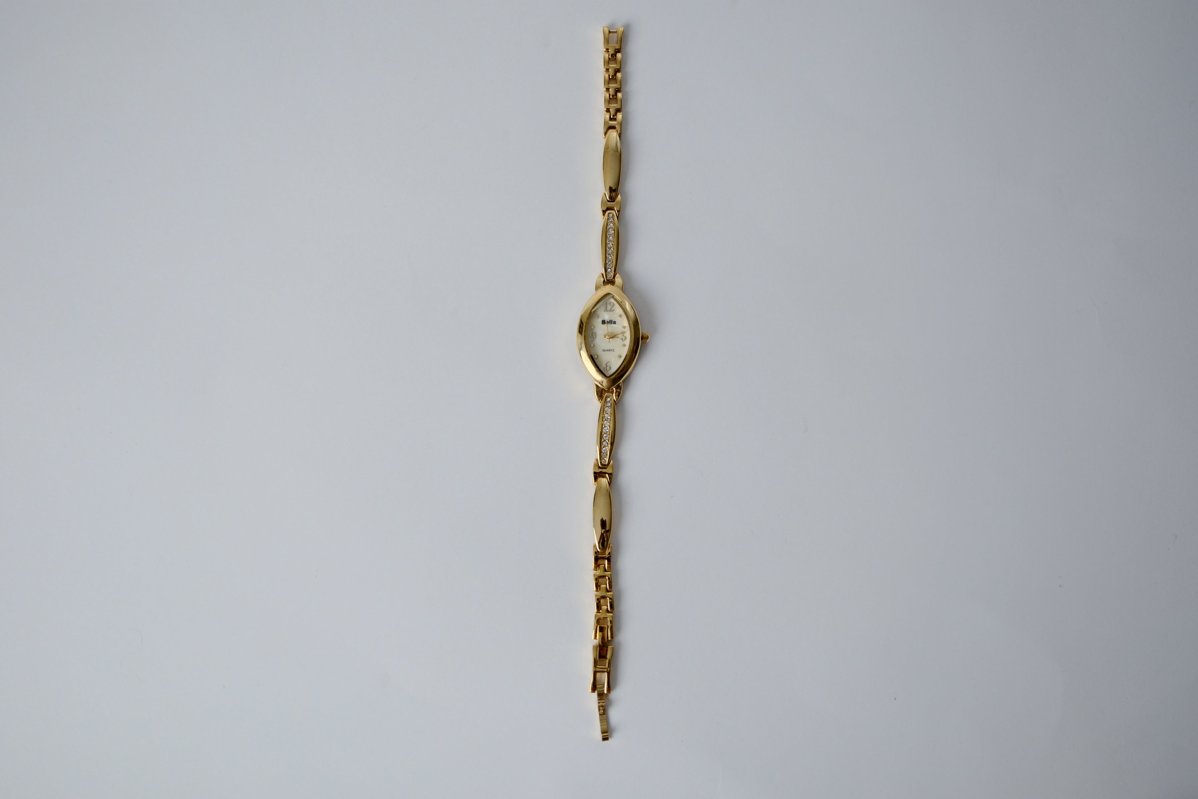 Vintage Bella Gold Dainty Watch
