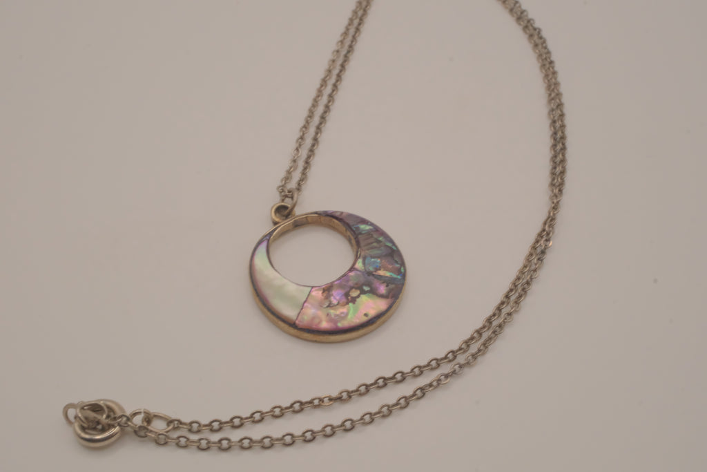 Vintage Mexican Alpaca silver pendant necklace