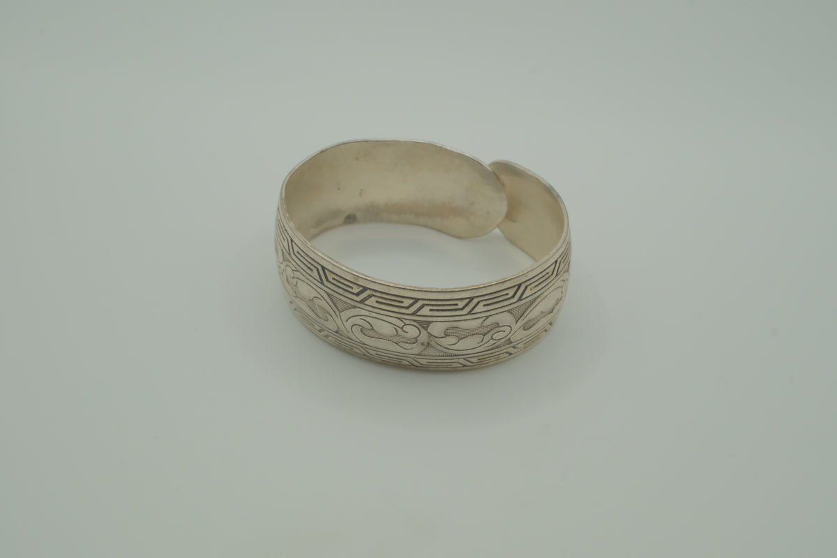 Vintage tribal silver-toned cuff bracelet