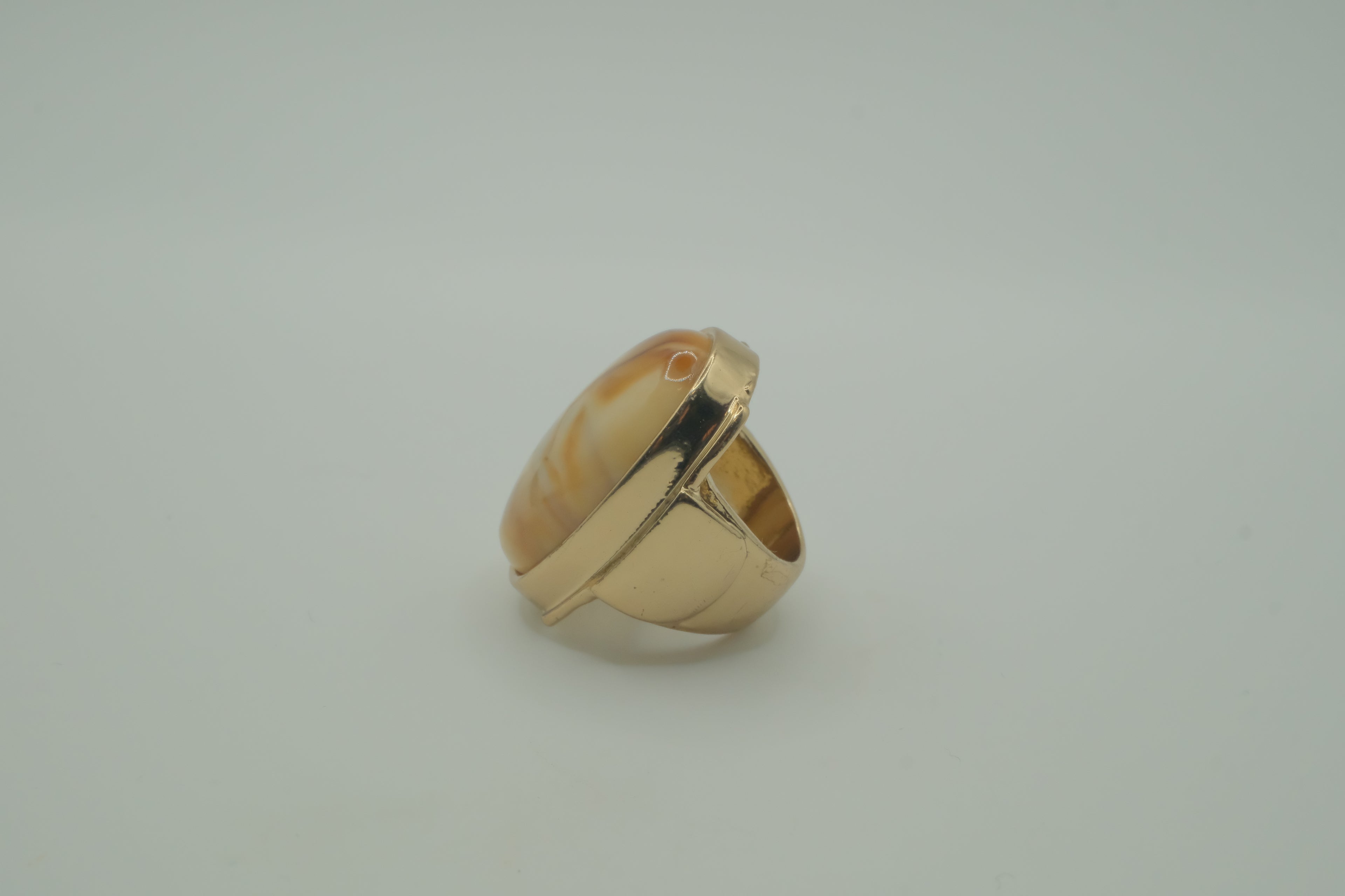 Vintage oval Baltic amber ring