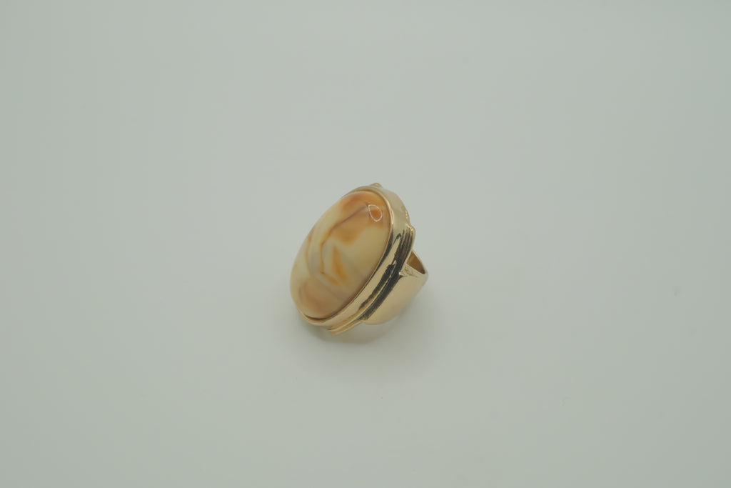 Vintage oval Baltic amber ring