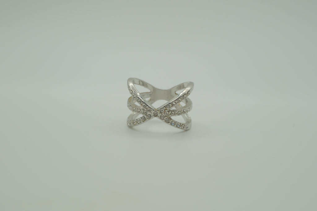 Multi-strand criss-cross statement ring