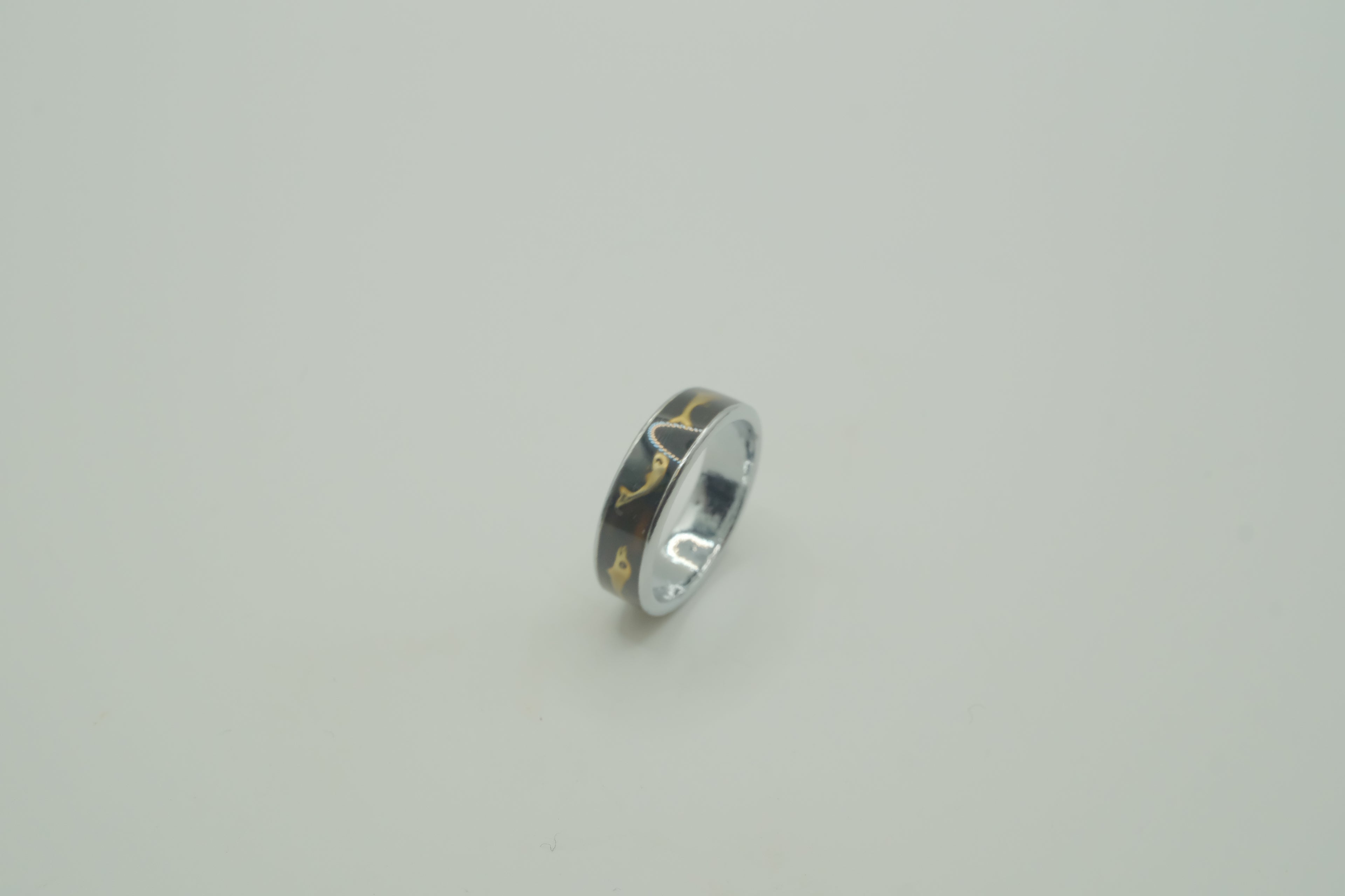 Vintage dark enamel &nbsp;dolphin ring