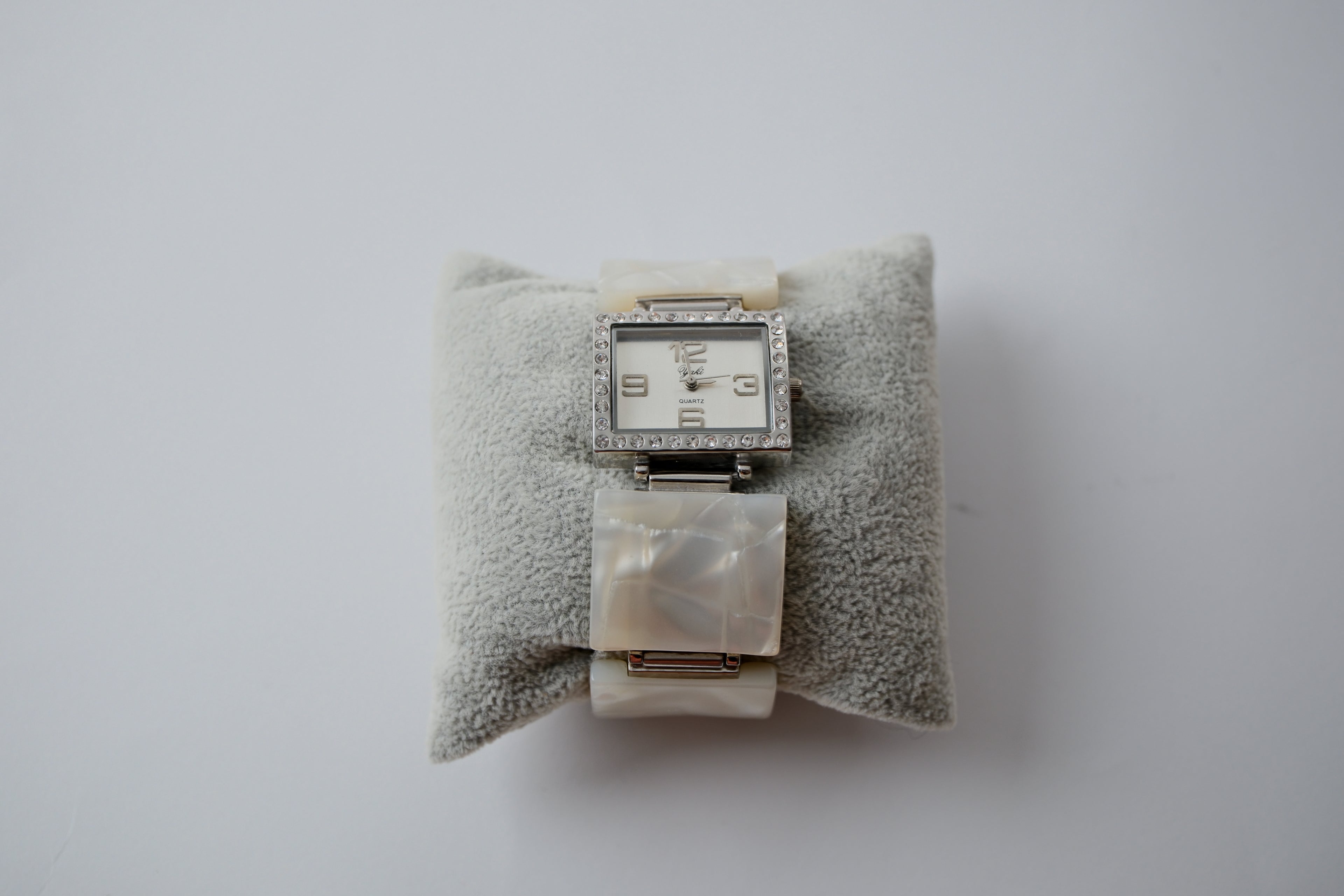 Vintage White natural stone Watch