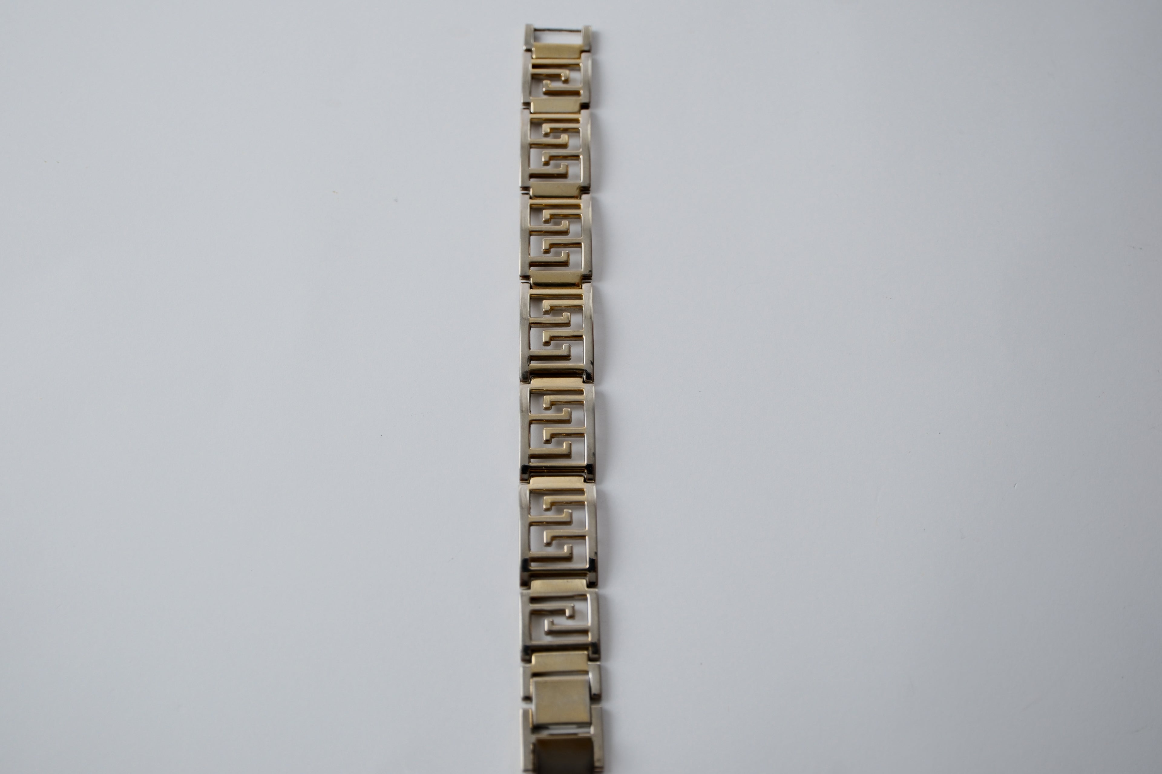 Two-tone Greek key pattern bracelet
