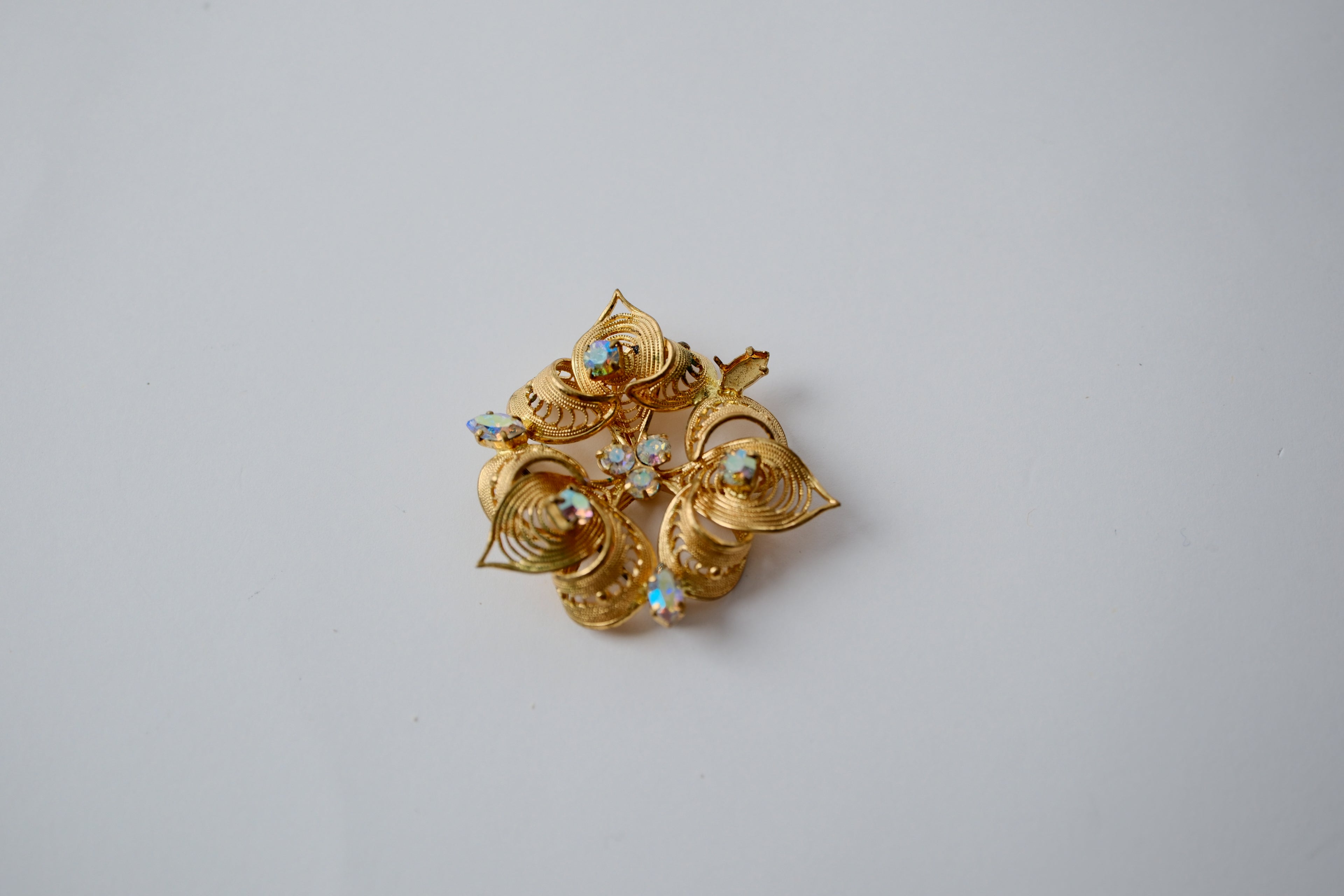 Vintage filigree floral brooch