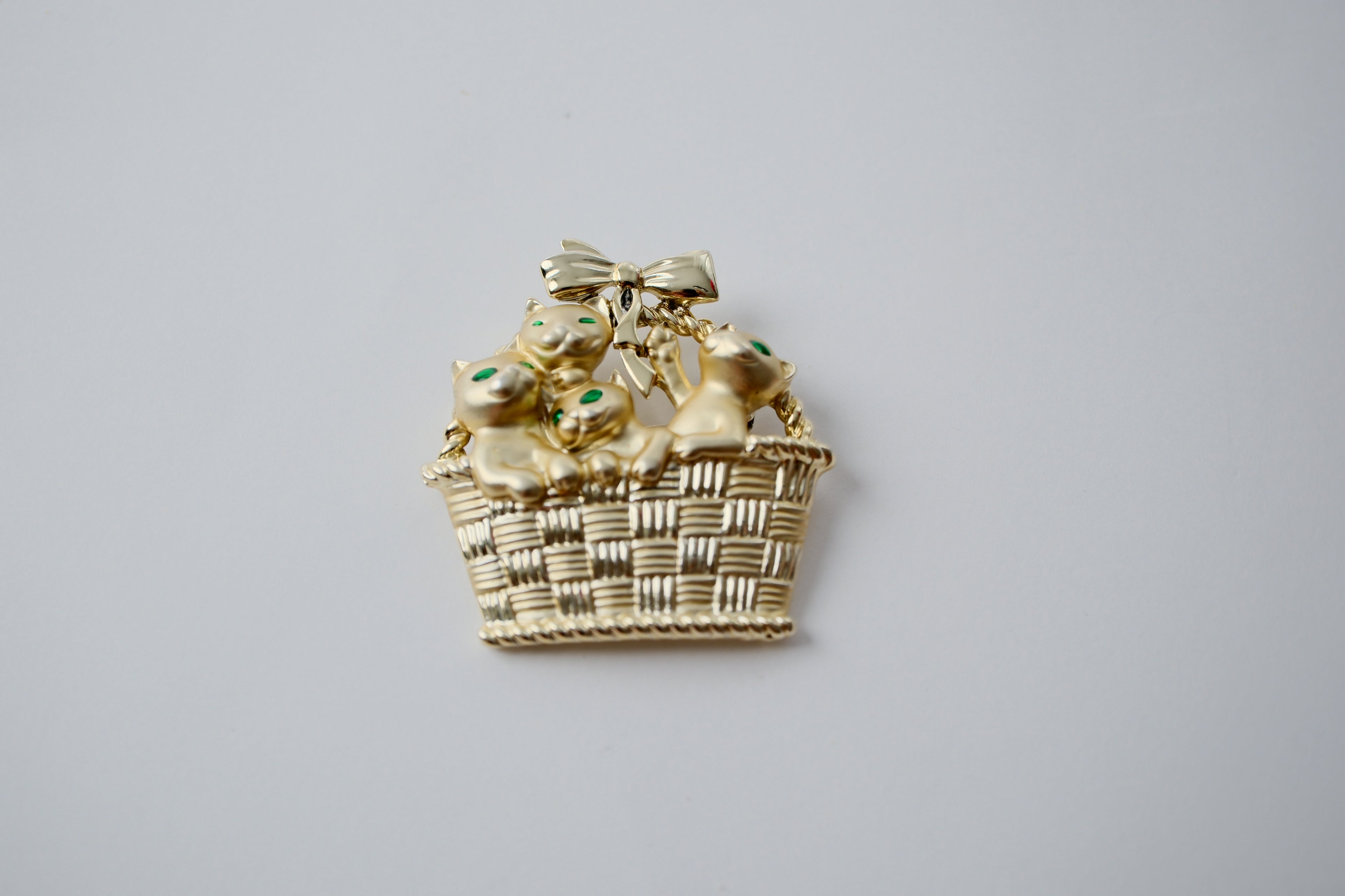 Cats In Basket Gold Toned Brooch