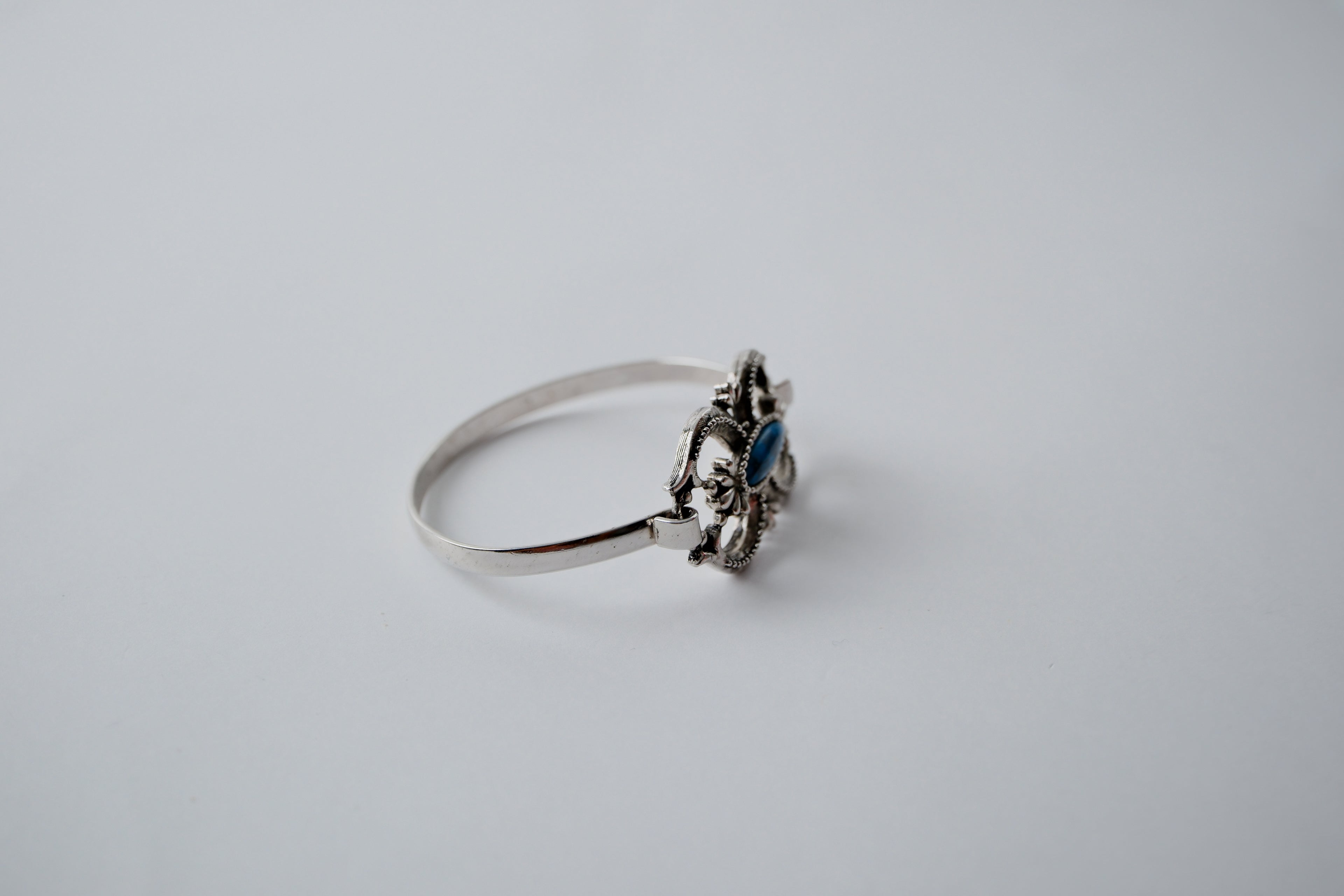 Blue Cloud design with faux turquoise and silvertone bangle