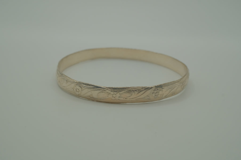 Vintage sterling silver bangle bracelet