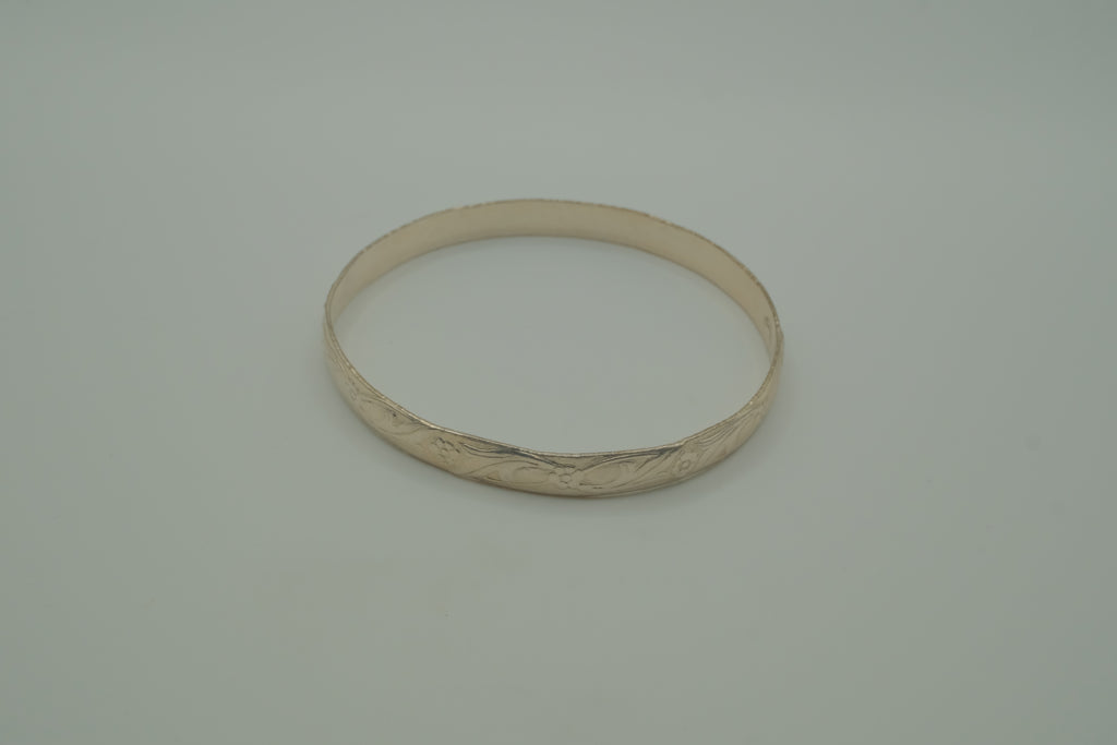 Vintage sterling silver bangle bracelet