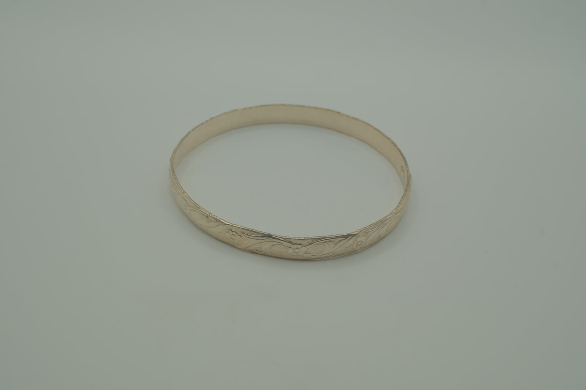 Vintage sterling silver bangle bracelet
