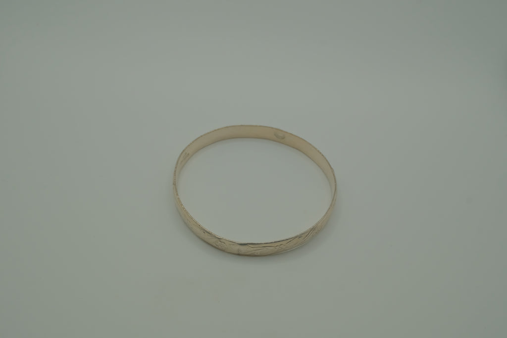 Vintage sterling silver bangle bracelet