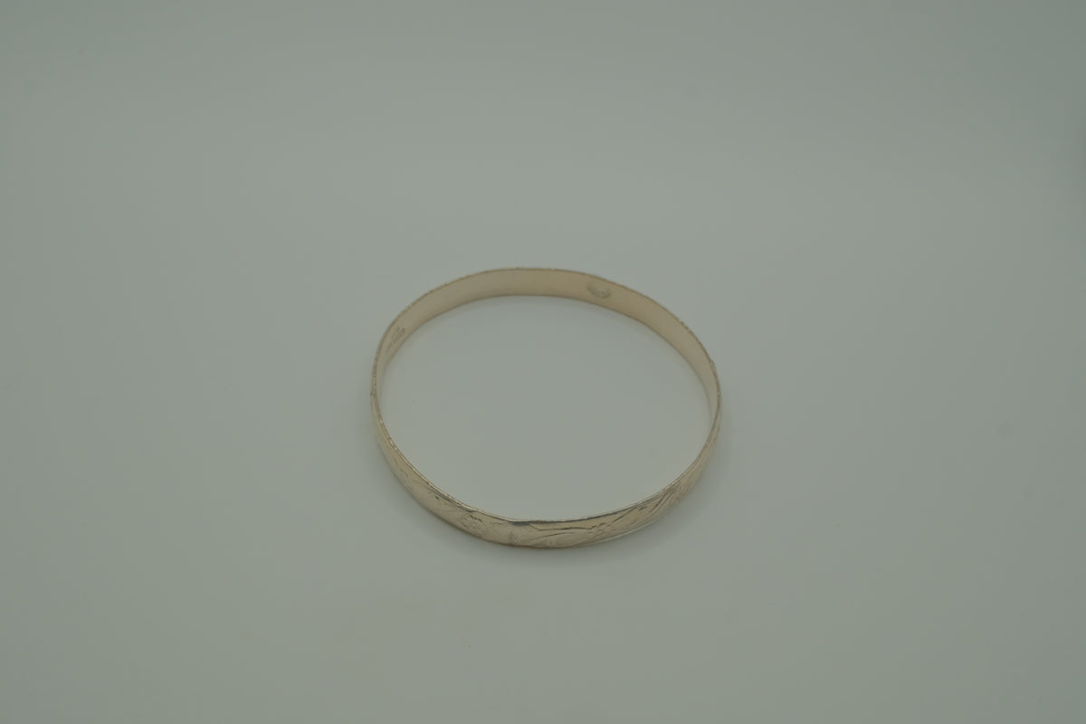 Vintage sterling silver bangle bracelet