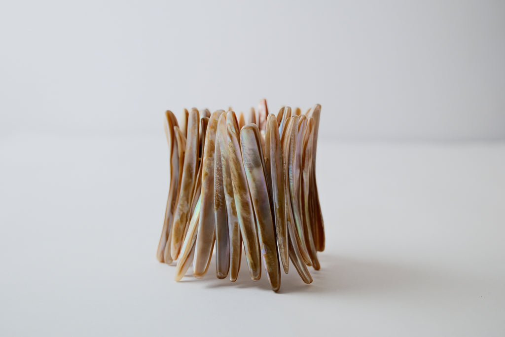 Mussel Shell stretchy bracelet