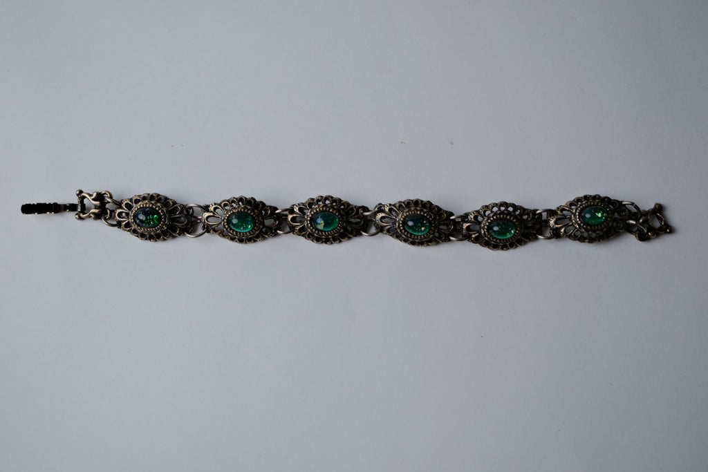 Vintage Silver Tone Green Cabochon Links Bracelet