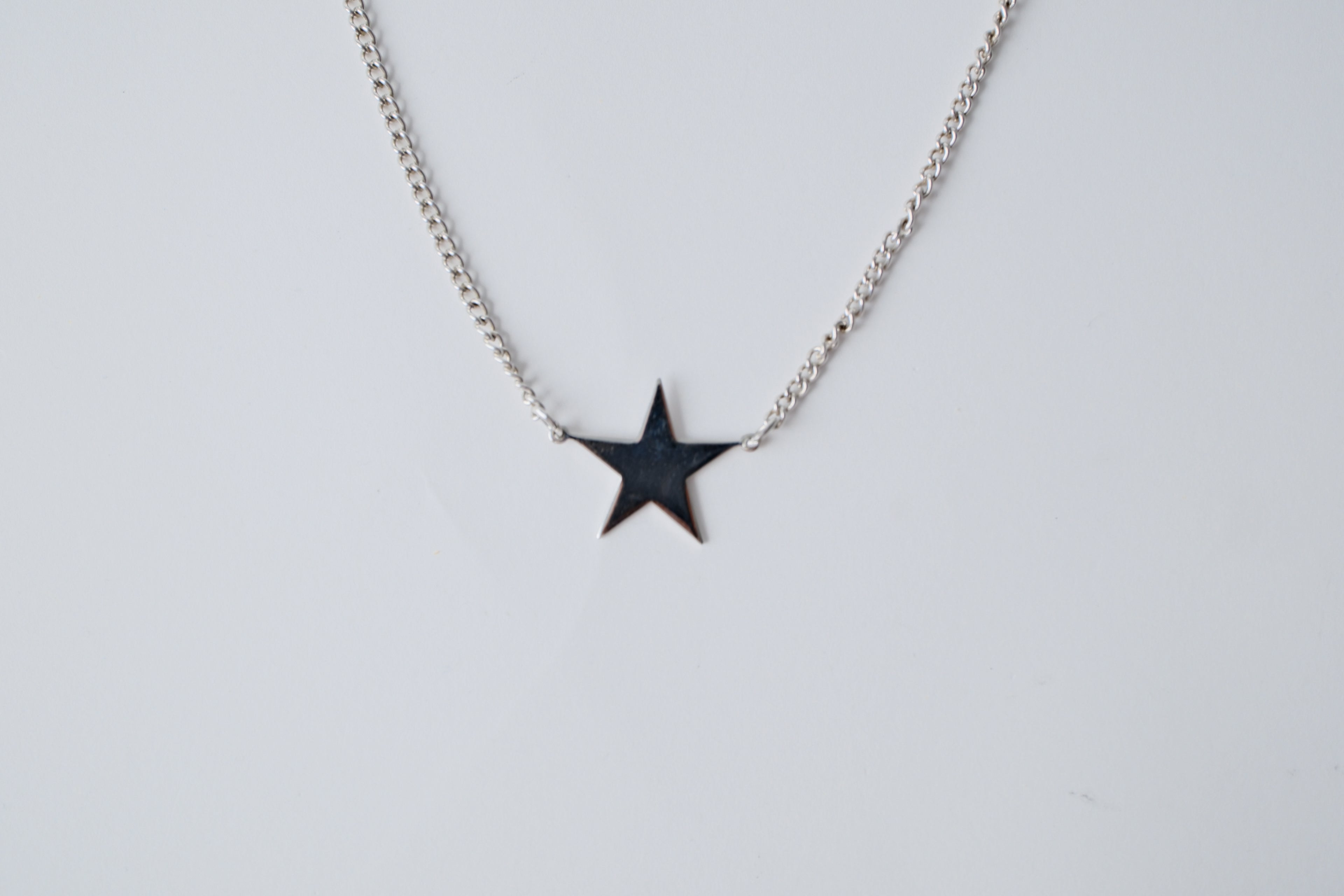 Vintage Avon Silver-Tone Star Pendant Necklace