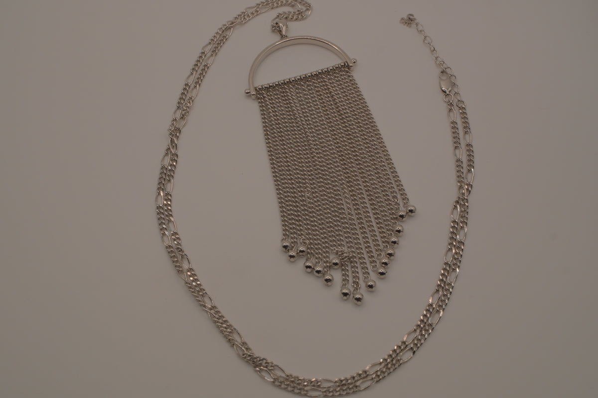 Vintage silver chain fringe pendant necklace
