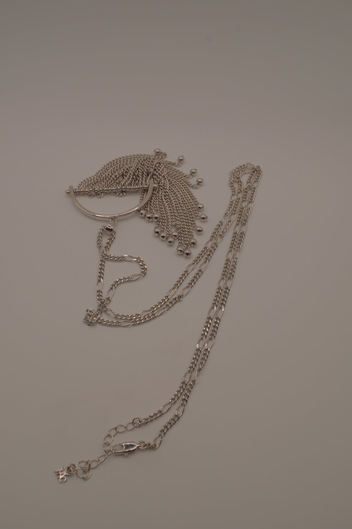 Vintage silver chain fringe pendant necklace