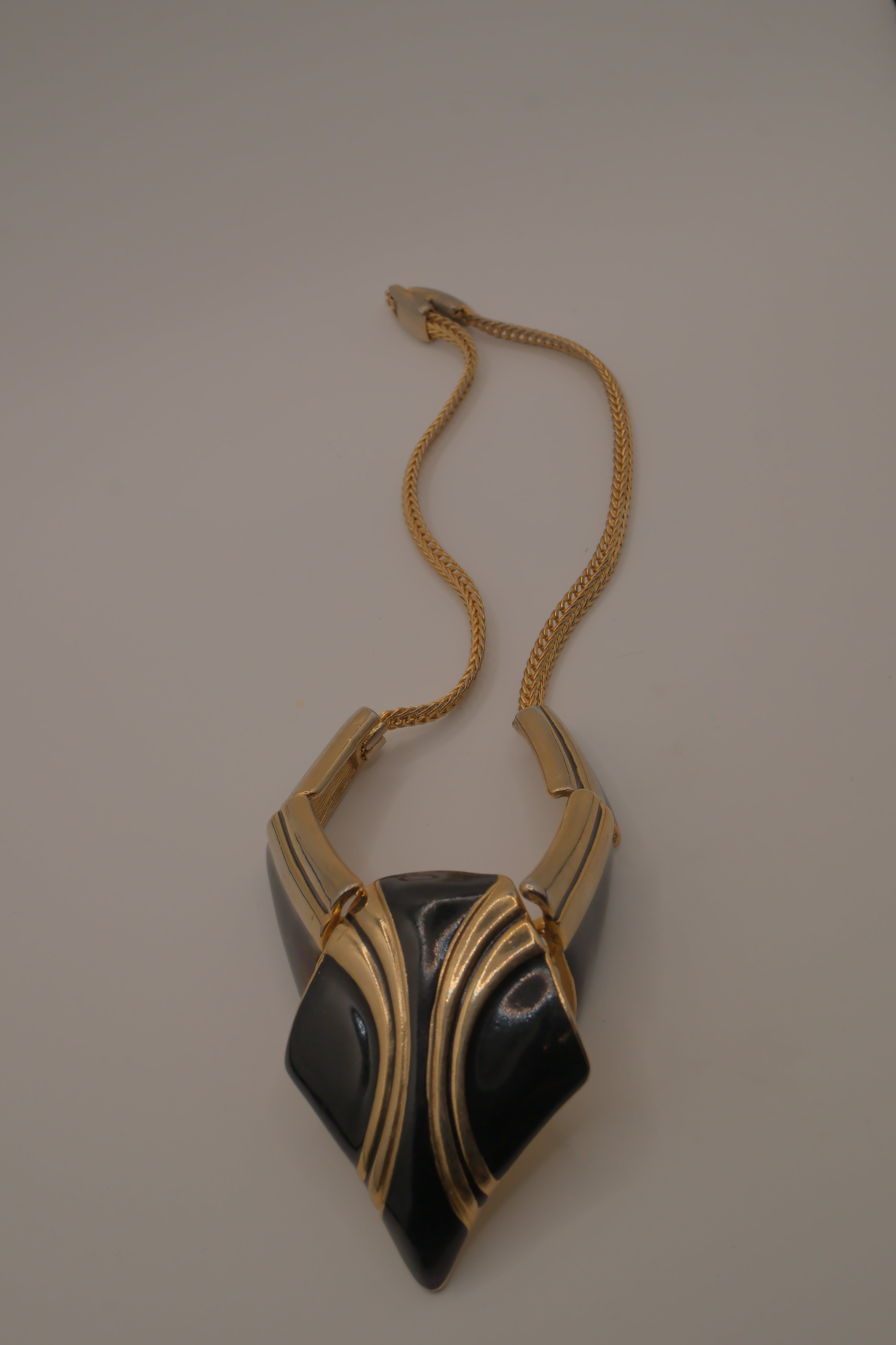 Vintage 1980s Art Deco revival collar necklace