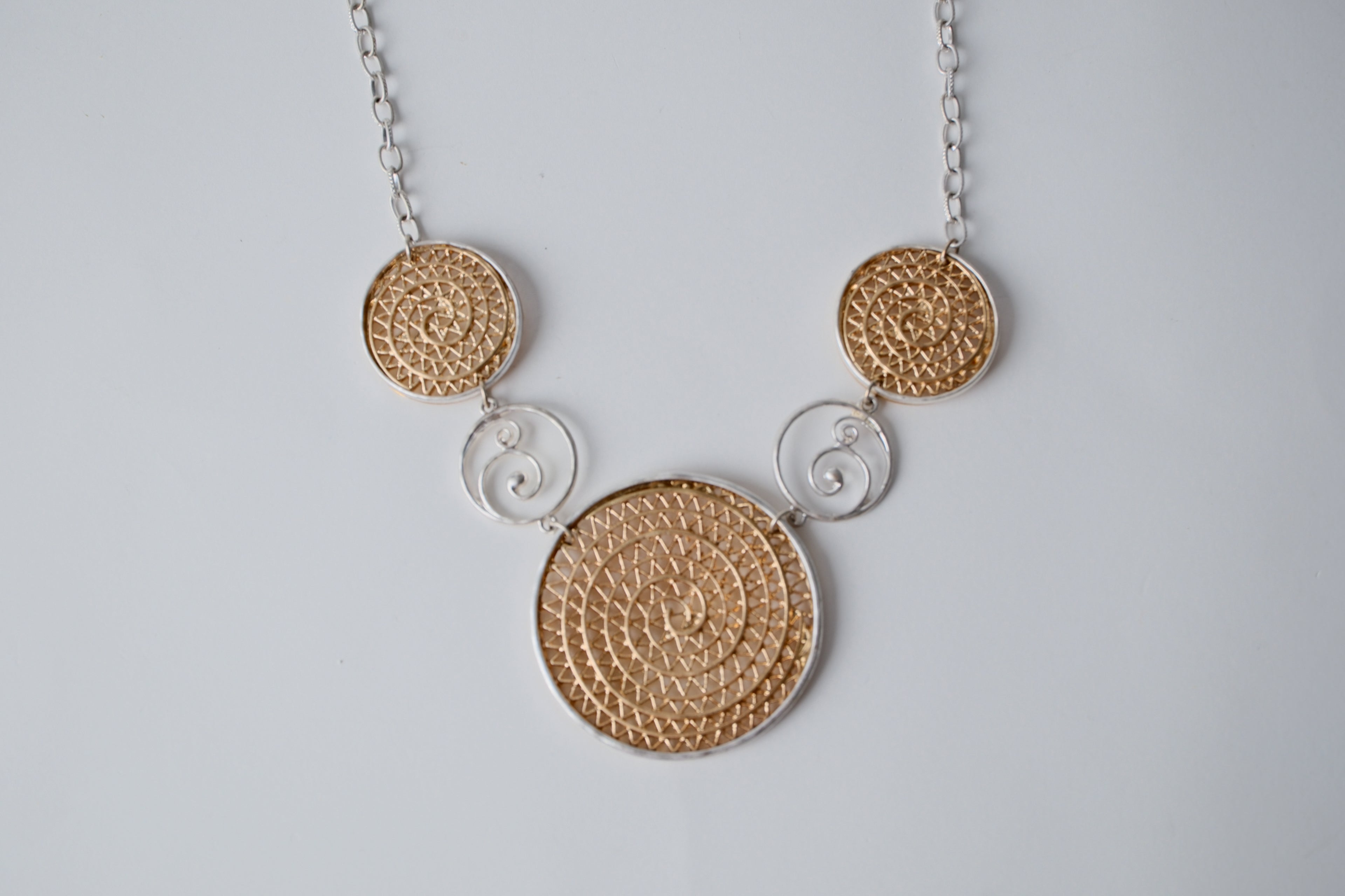 Two Toned Collar Necklace