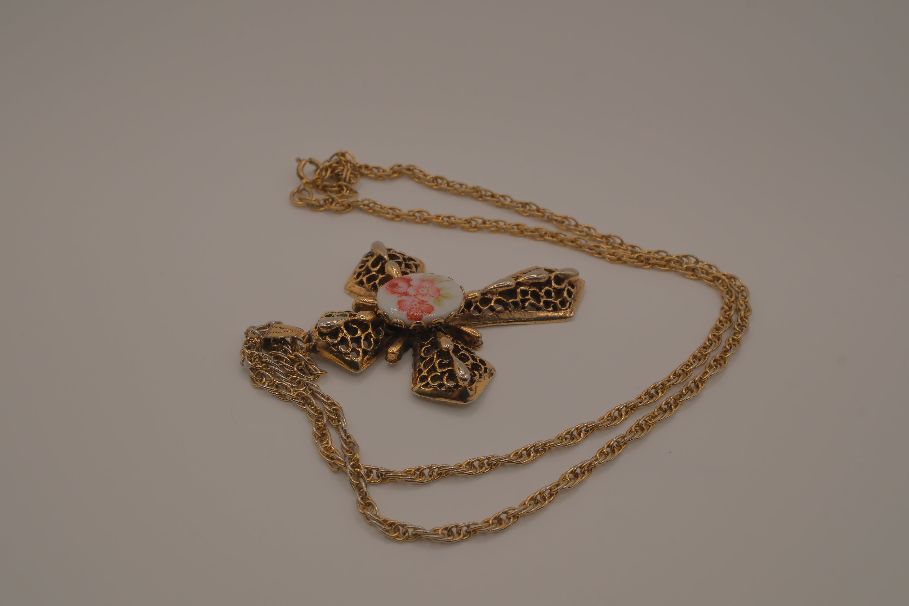 Vintage gold-tone filigree cross pendant necklace