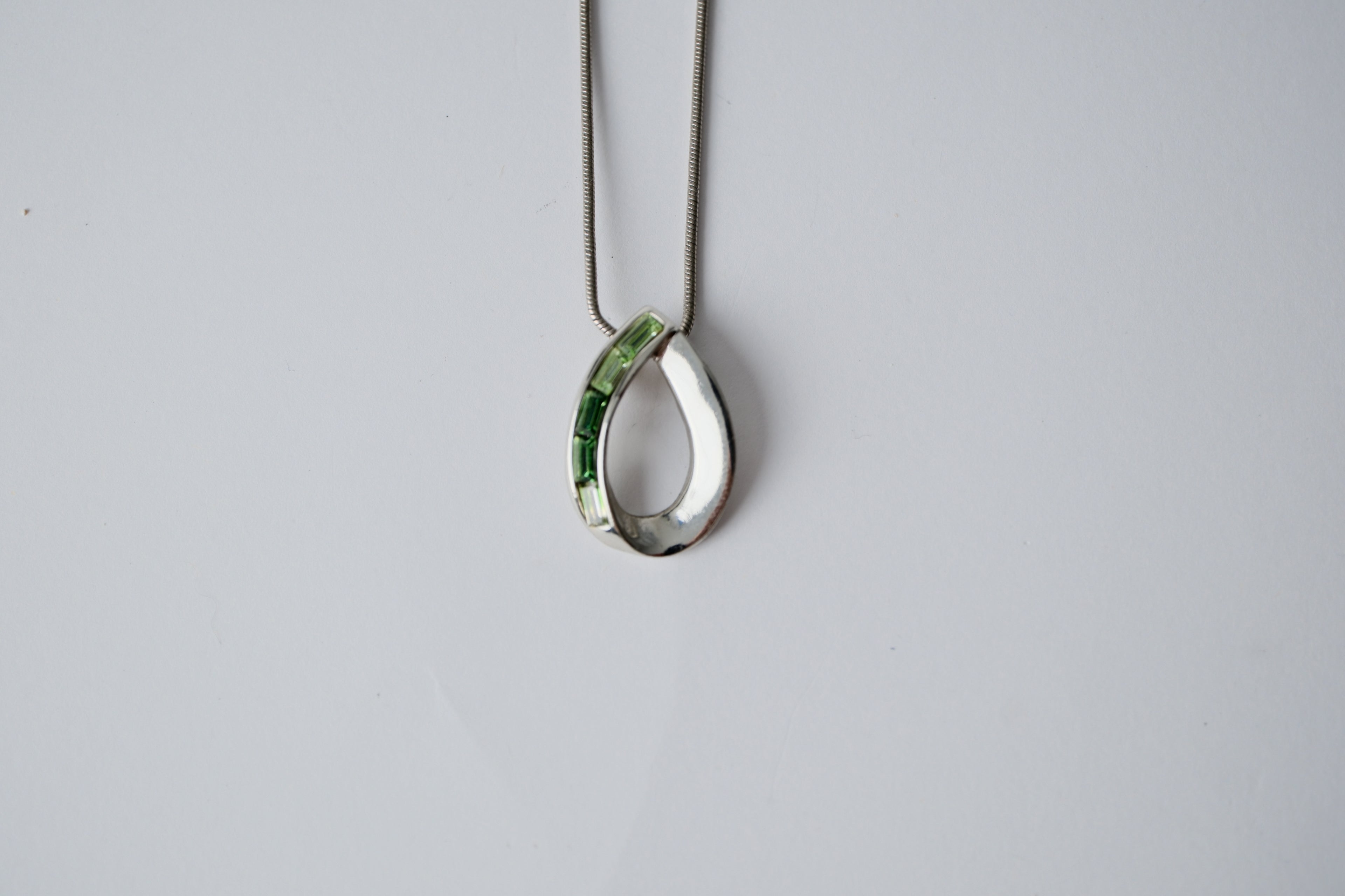 Vintage Lia Sophia Silver-Tone Green Teardrop Necklace
