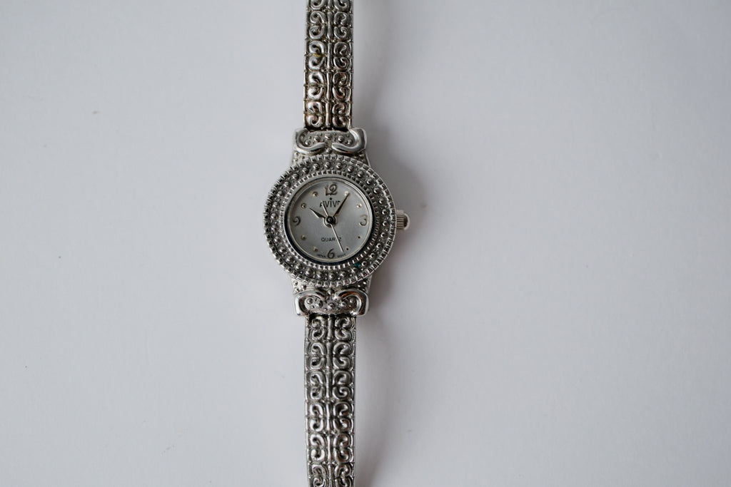 Vintage Aviva Patterned silver tone Watch