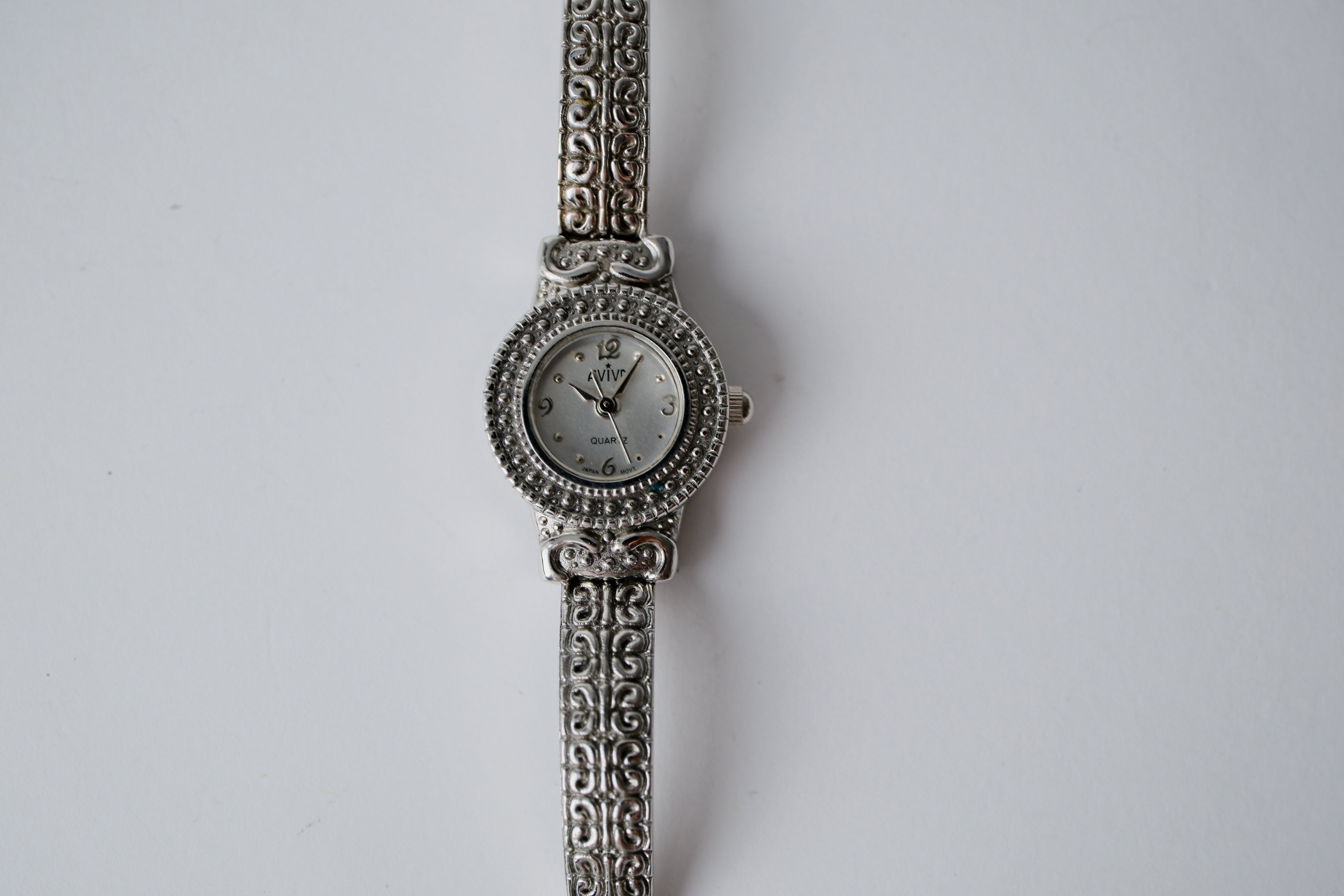 Vintage Aviva Patterned silver tone Watch