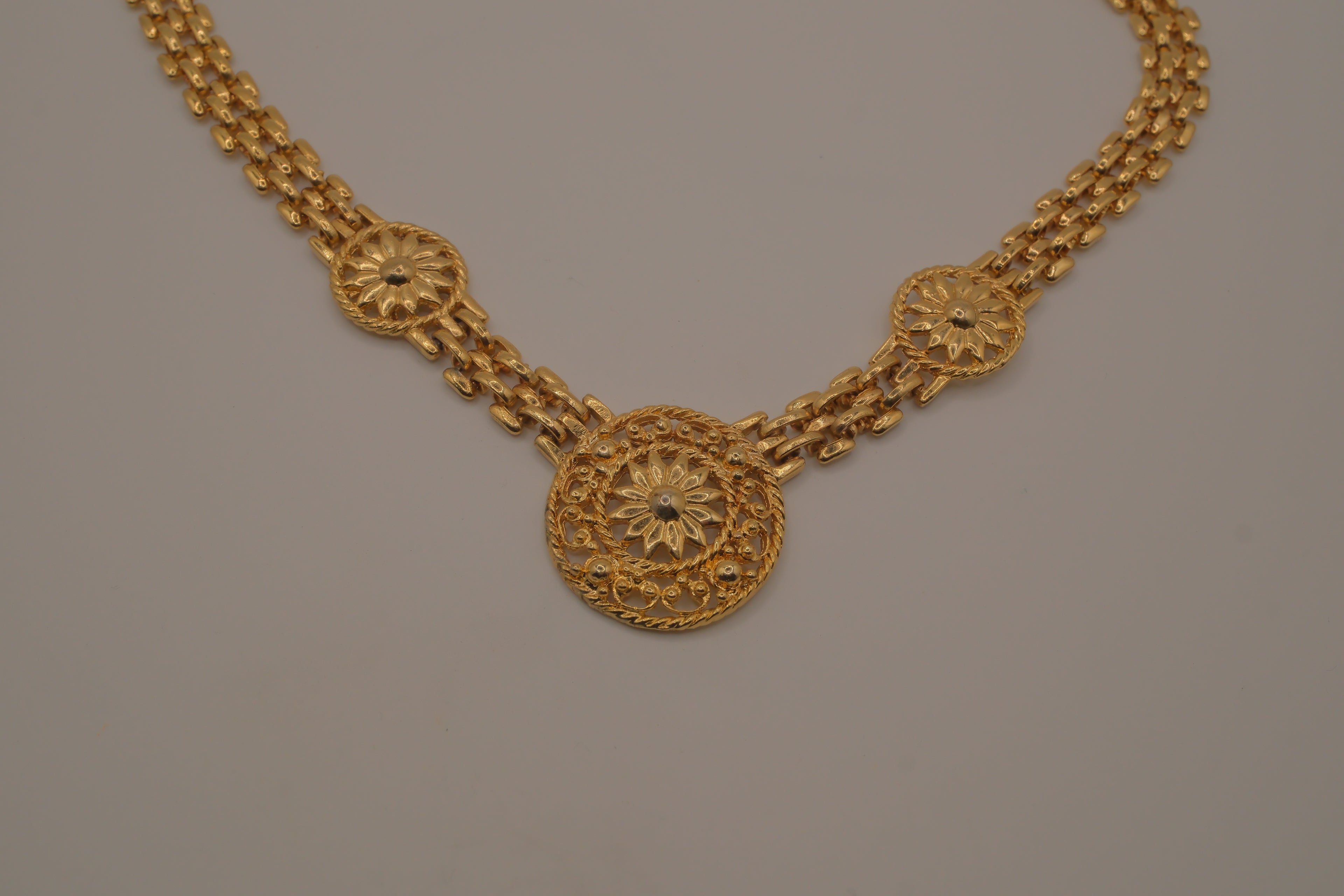 Vintage gold plated medallion chain necklace