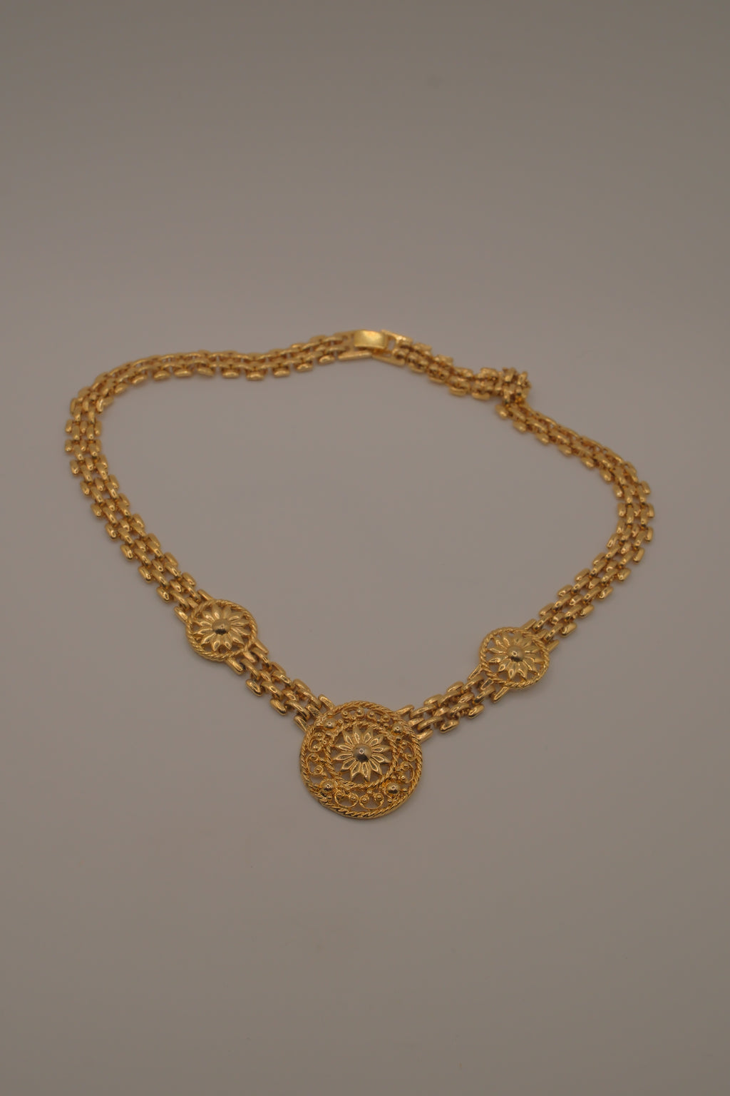 Vintage gold plated medallion chain necklace