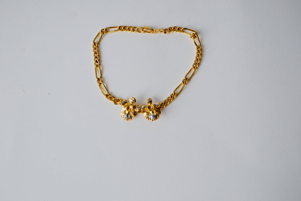 Vintage Gold tone orchid dainty bracelet