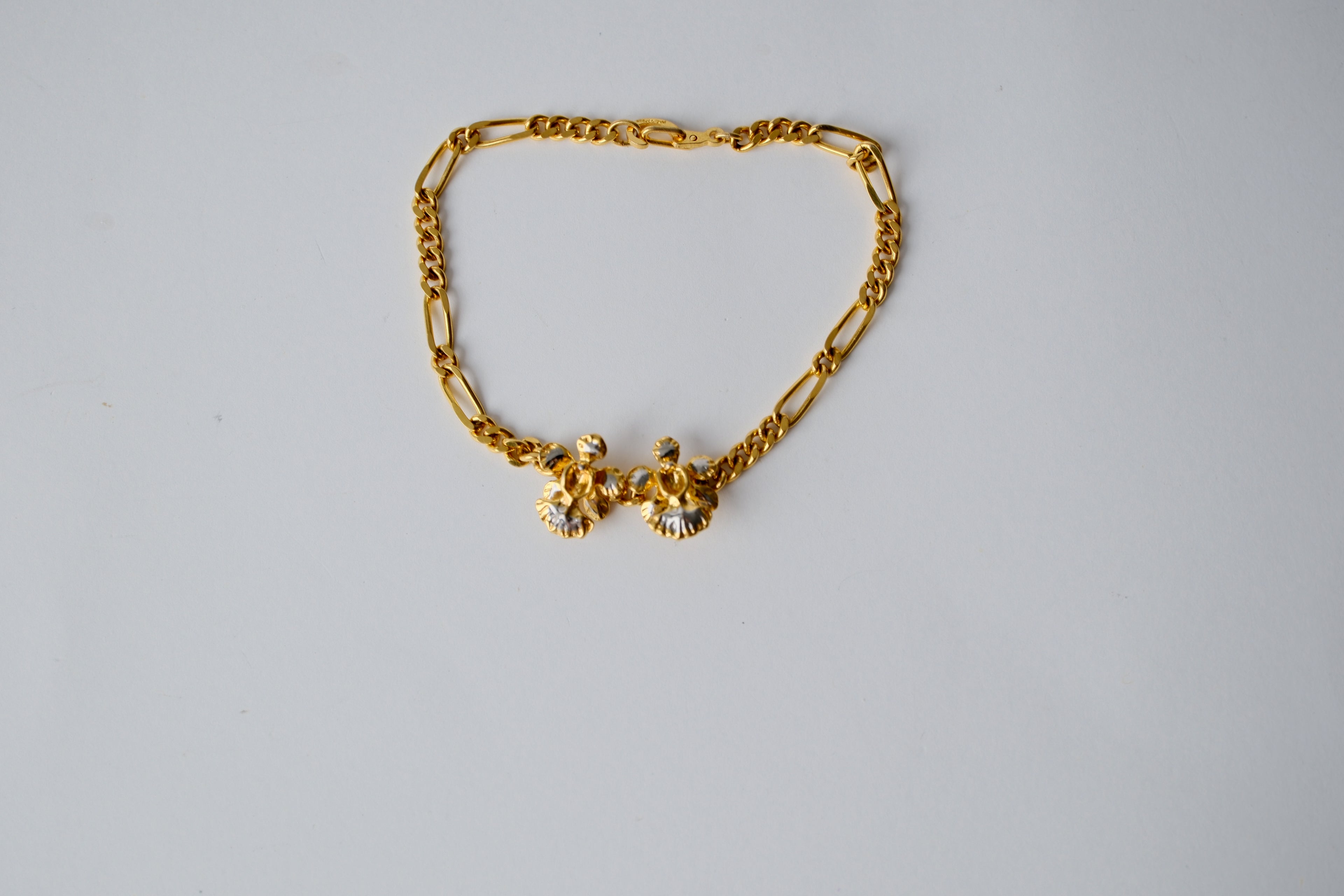 Vintage Gold tone orchid dainty bracelet